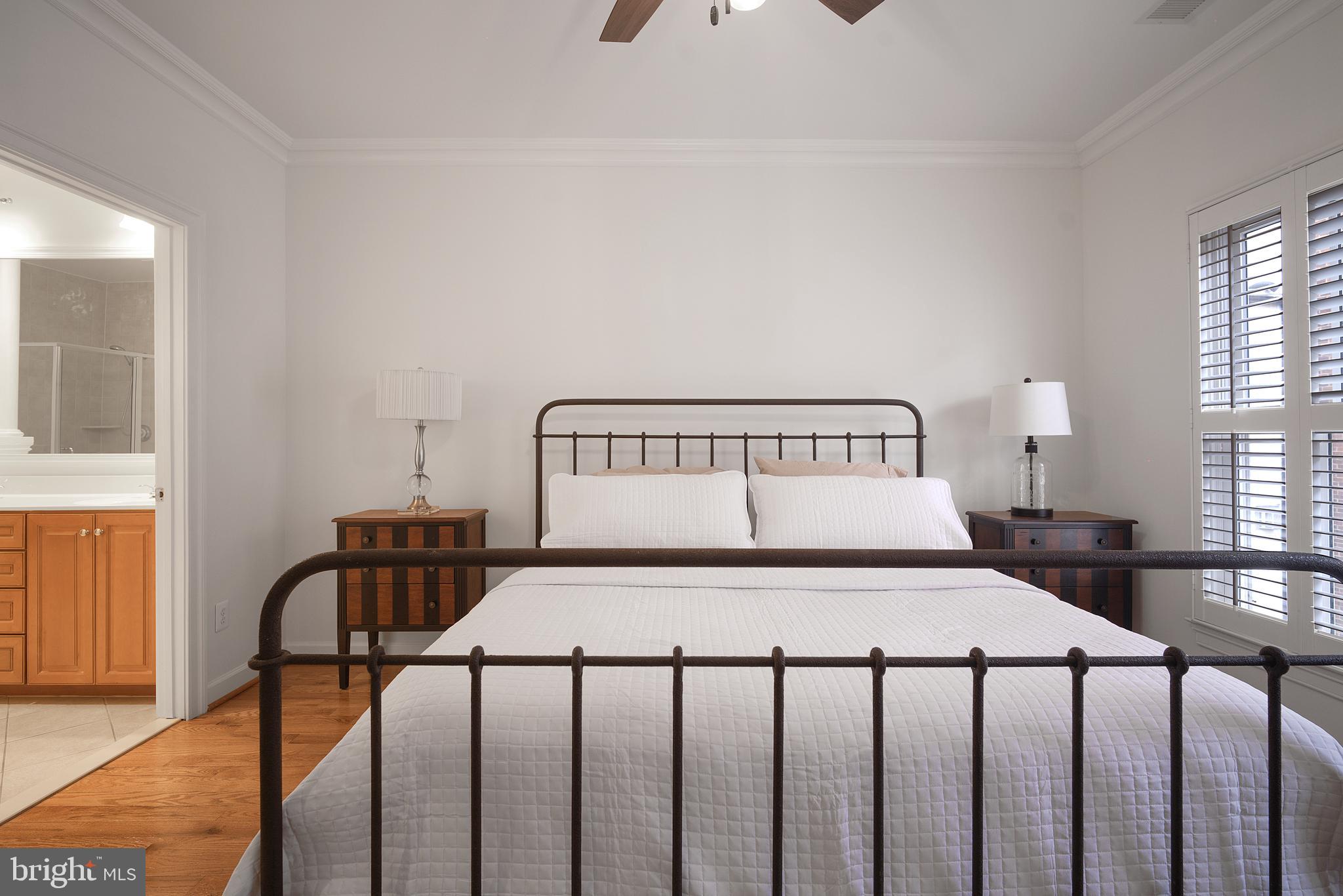 CHATHAM SQUARE - Residential