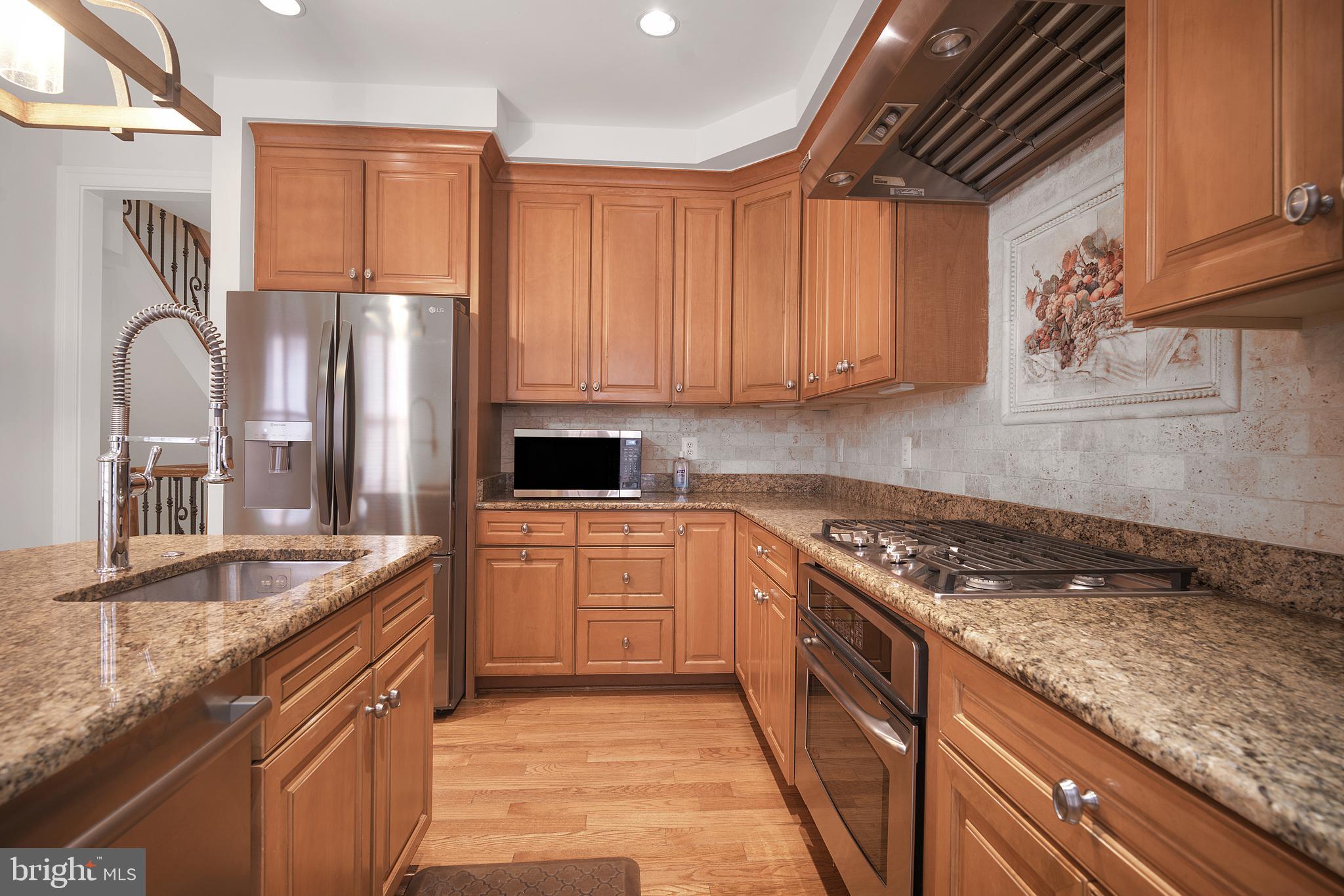 CHATHAM SQUARE - Residential