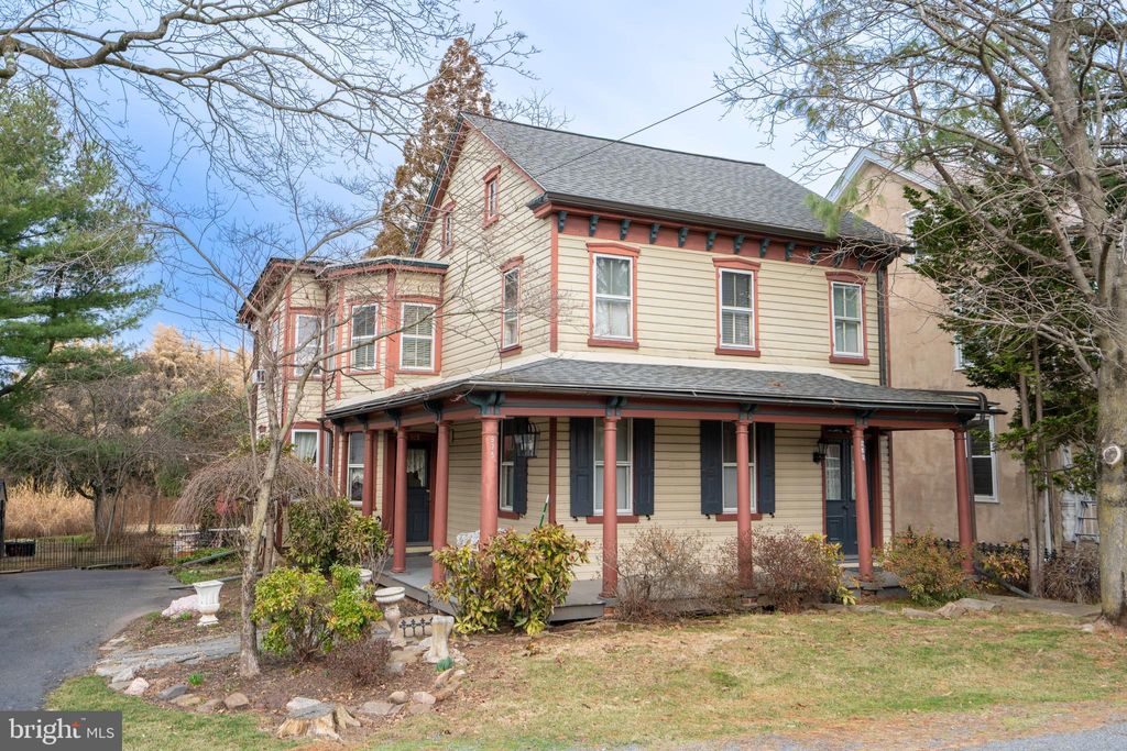 Photo of 975 Gravel Pike, PALM, PA 18070 (MLS # PABK2069278)