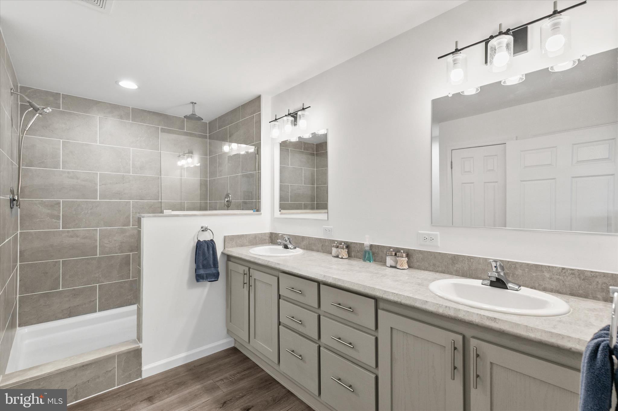 POTNETS BAYSIDE - Residential