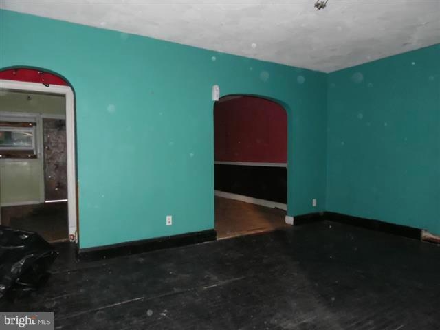 EDMONDSON VIILLAGE - Residential