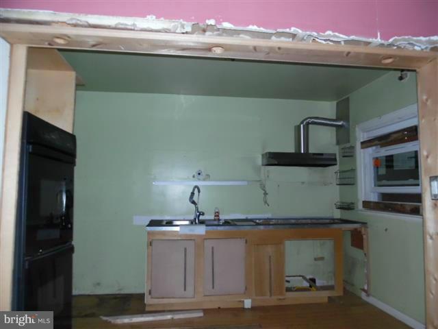 EDMONDSON VIILLAGE - Residential