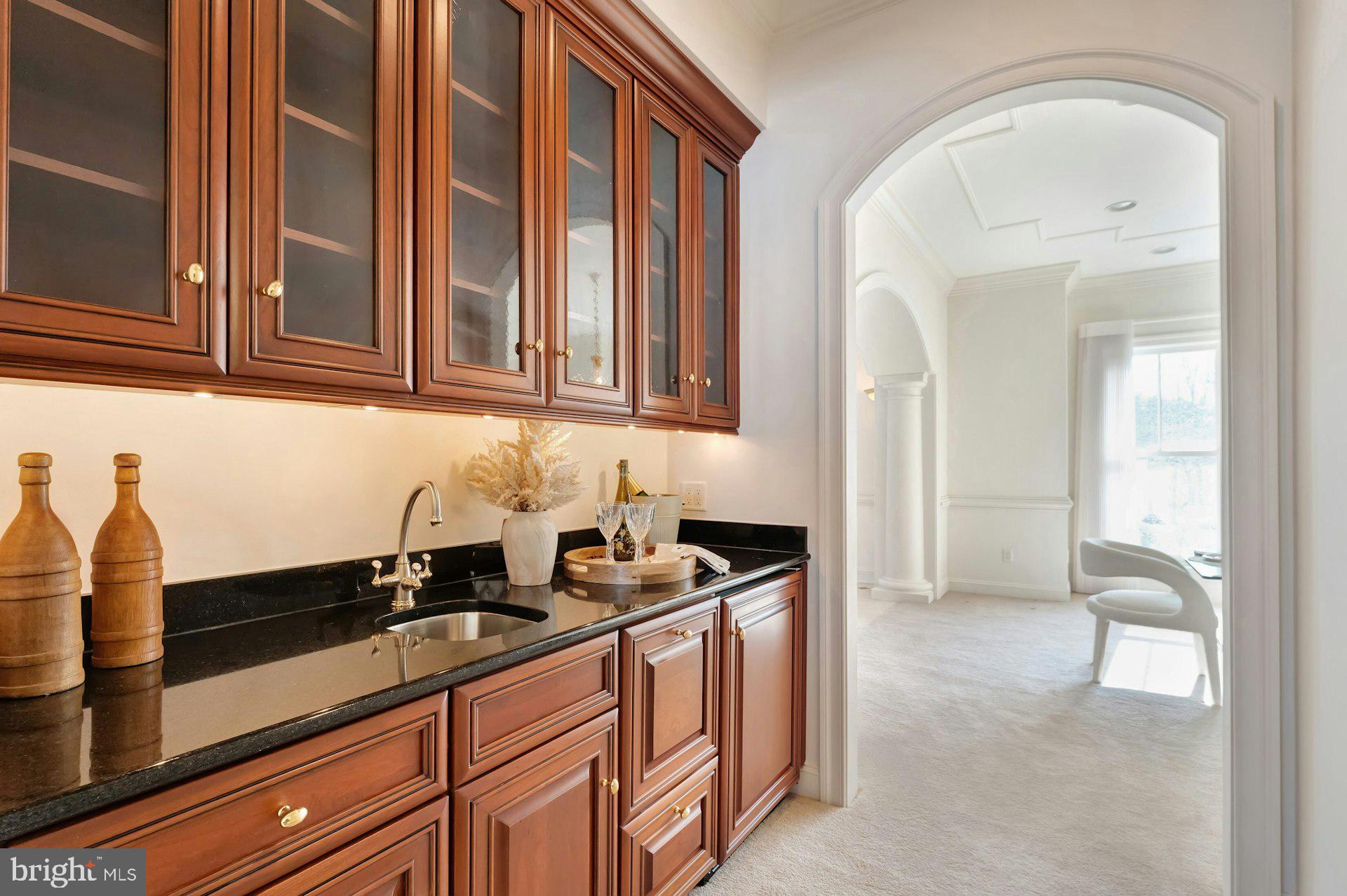 BEACON HILL - Residential