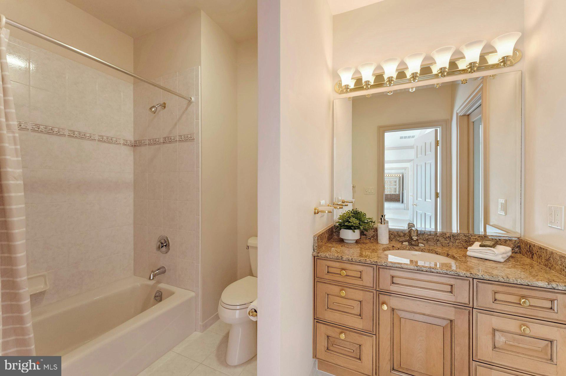 BEACON HILL - Residential