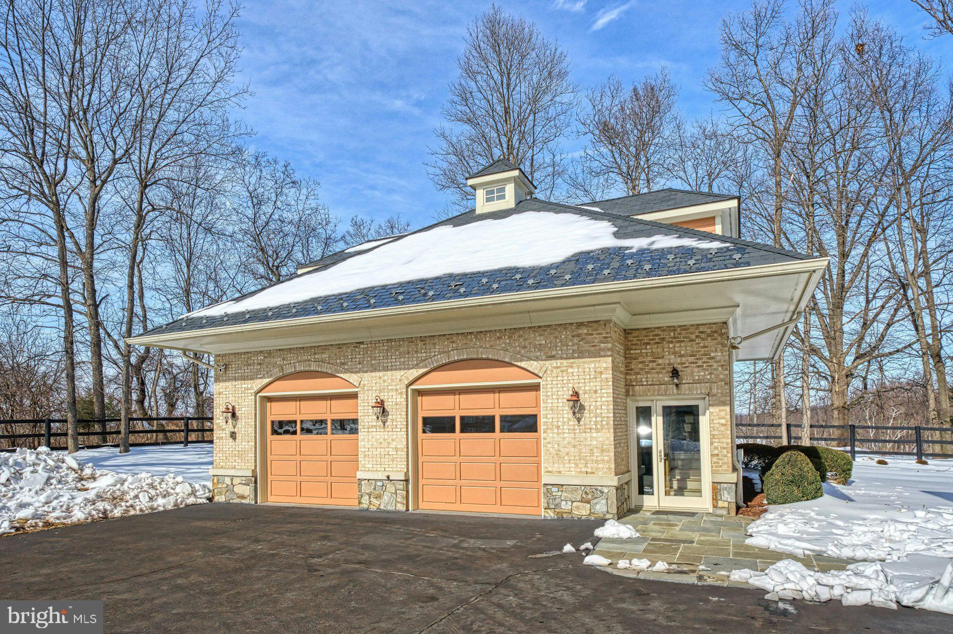 BEACON HILL - Residential