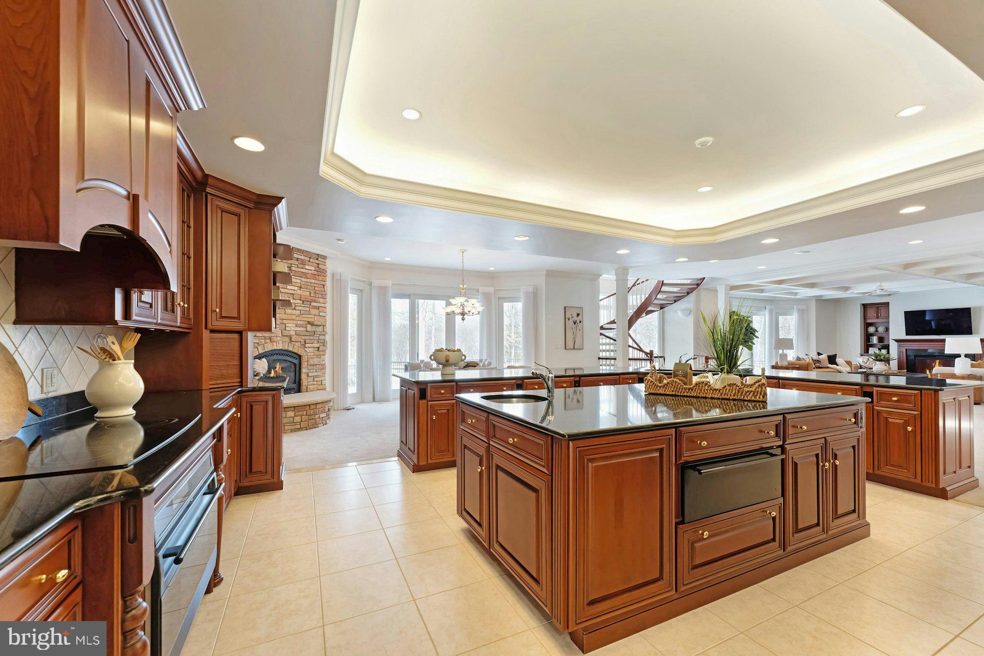 BEACON HILL - Residential