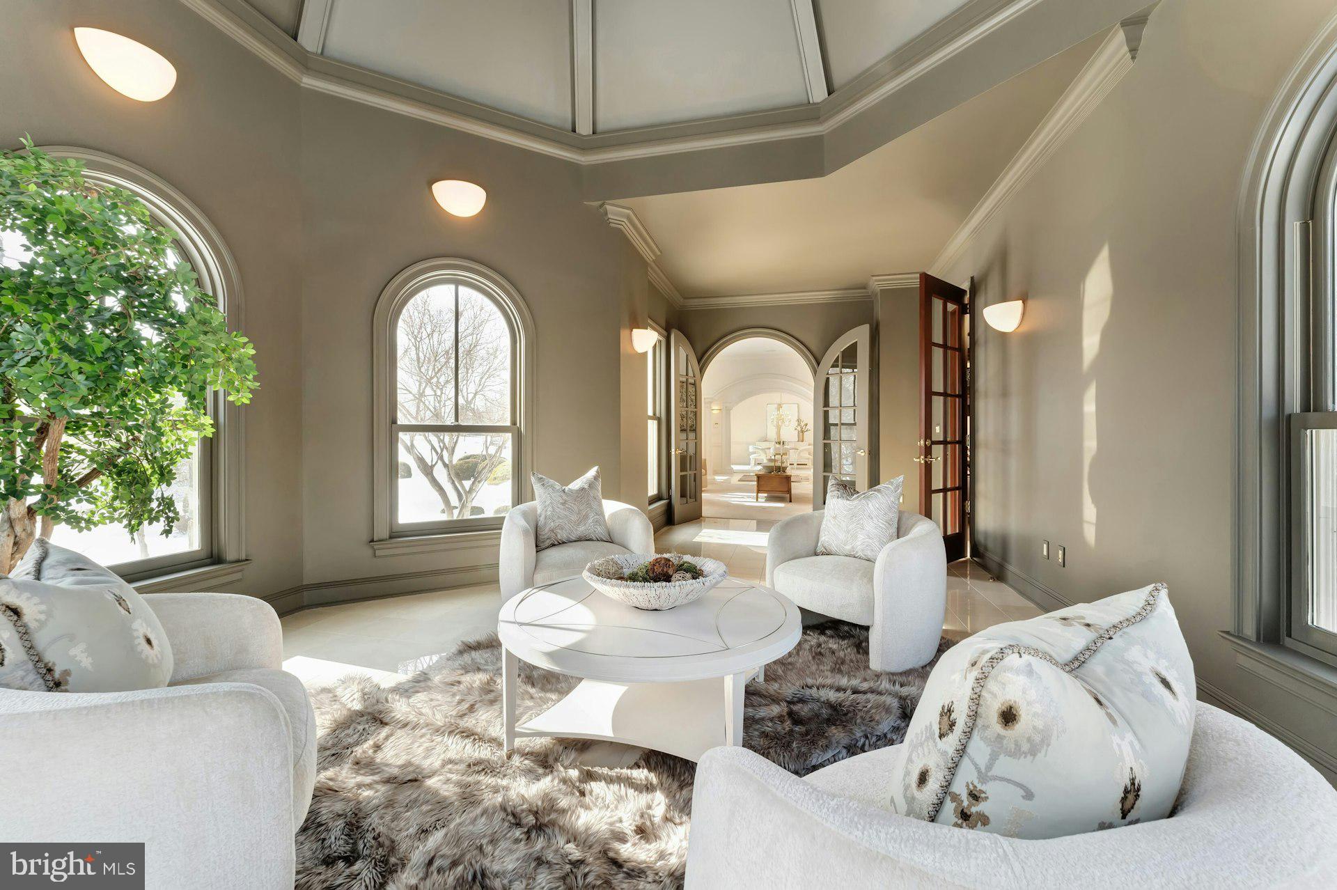 BEACON HILL - Residential