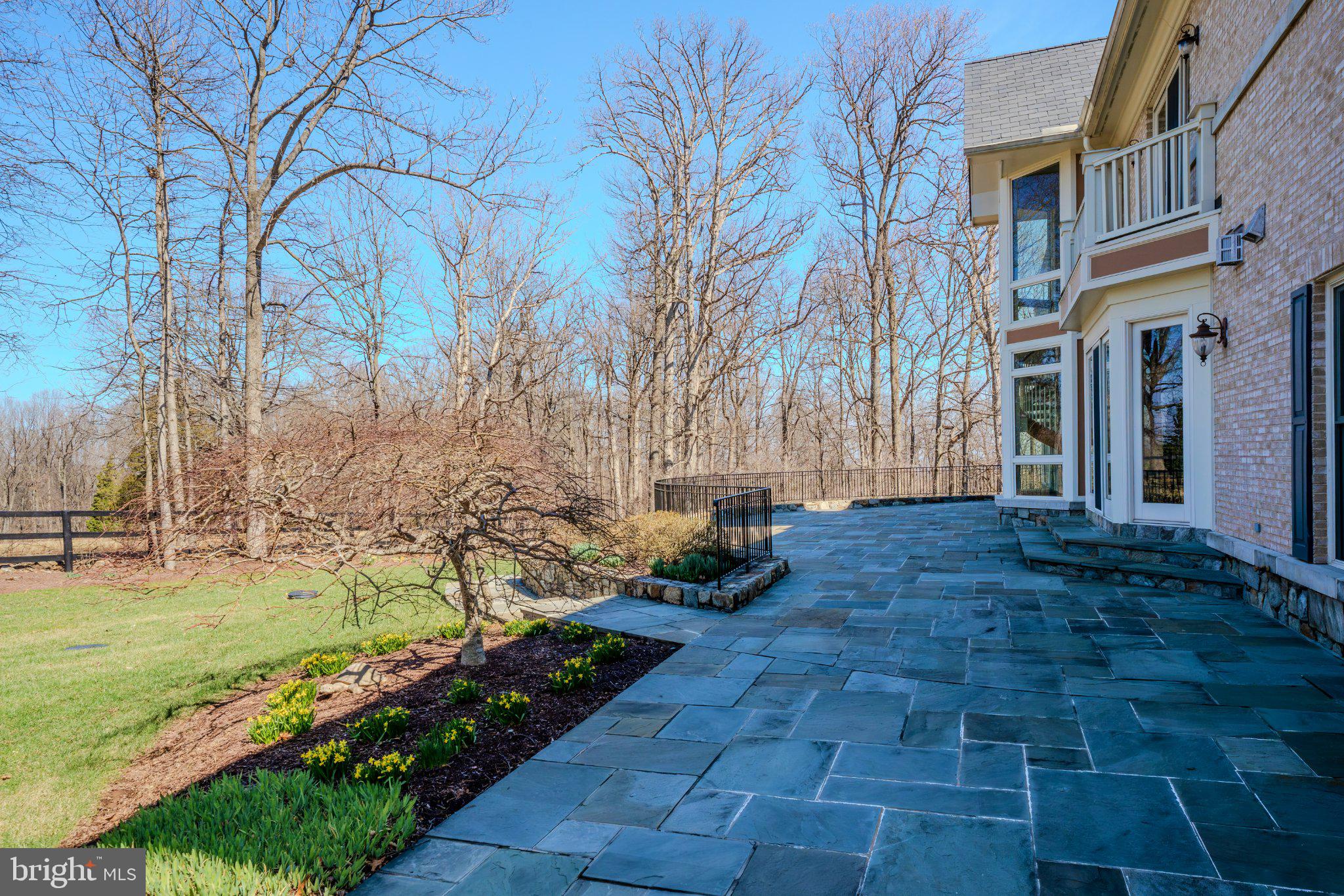 BEACON HILL - Residential