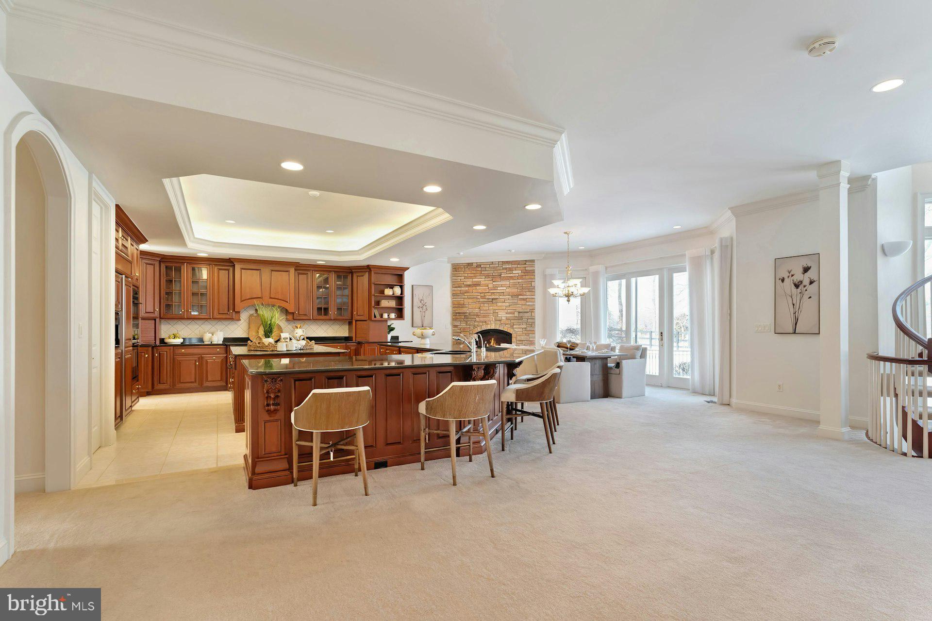 BEACON HILL - Residential