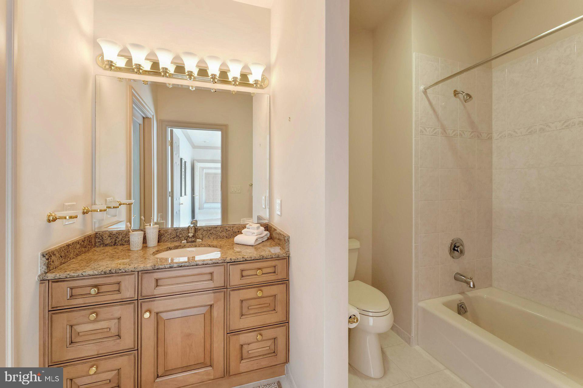 BEACON HILL - Residential