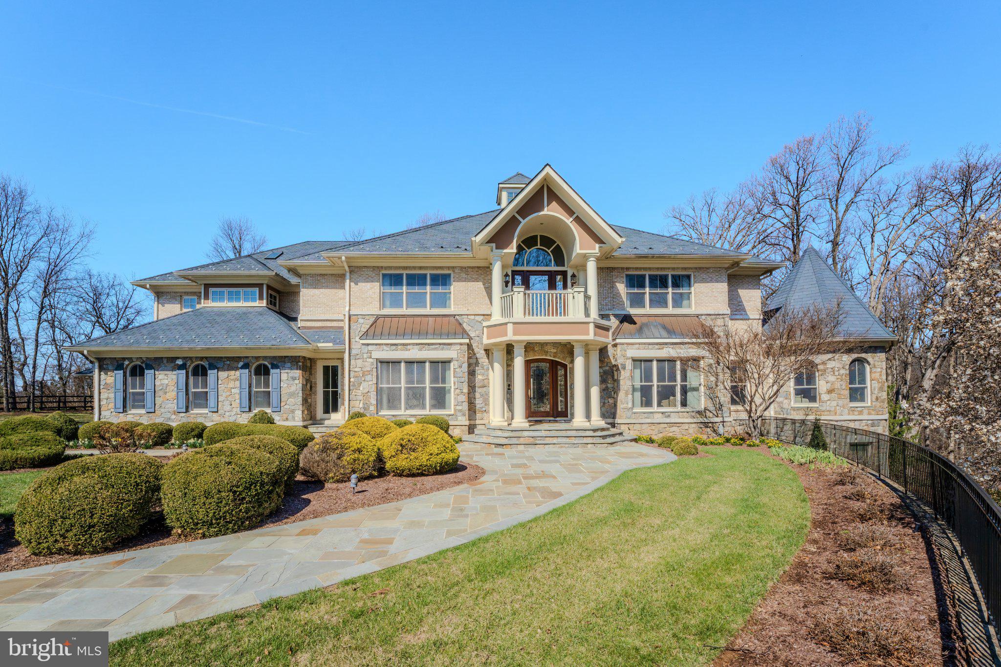 BEACON HILL - Residential