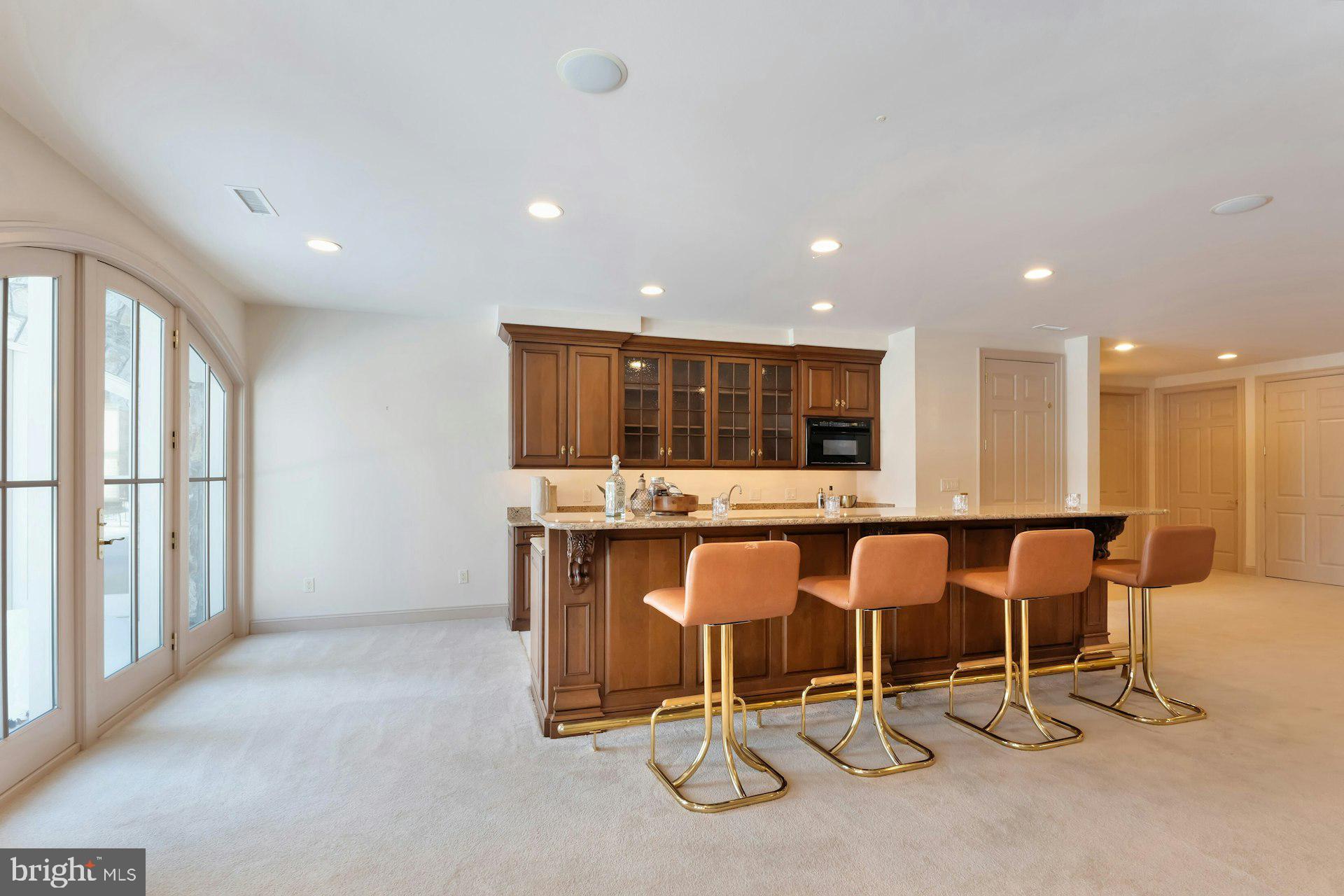 BEACON HILL - Residential