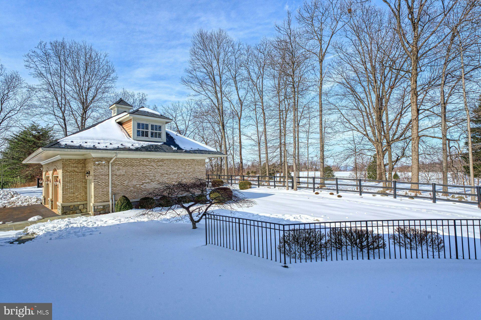 BEACON HILL - Residential