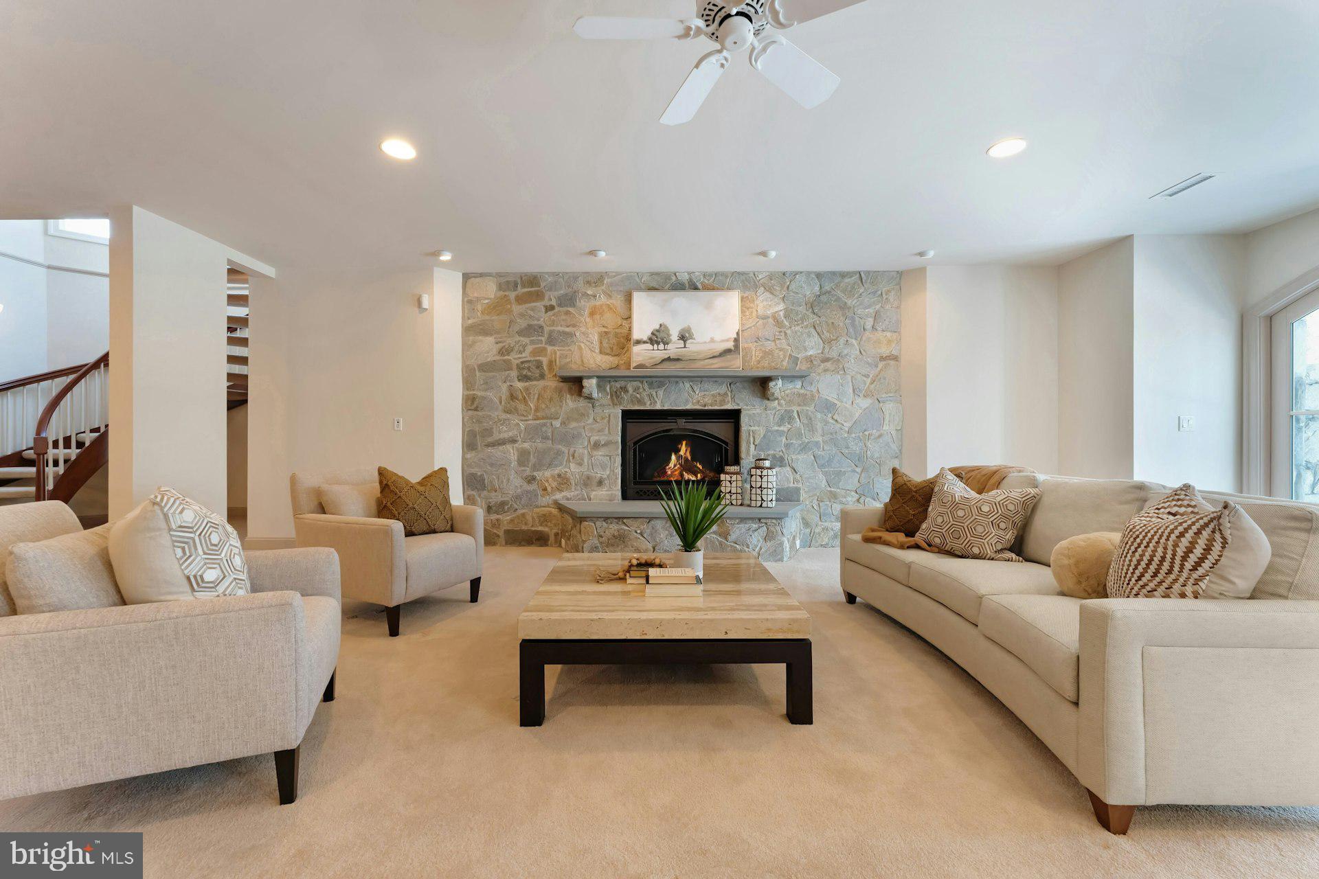 BEACON HILL - Residential