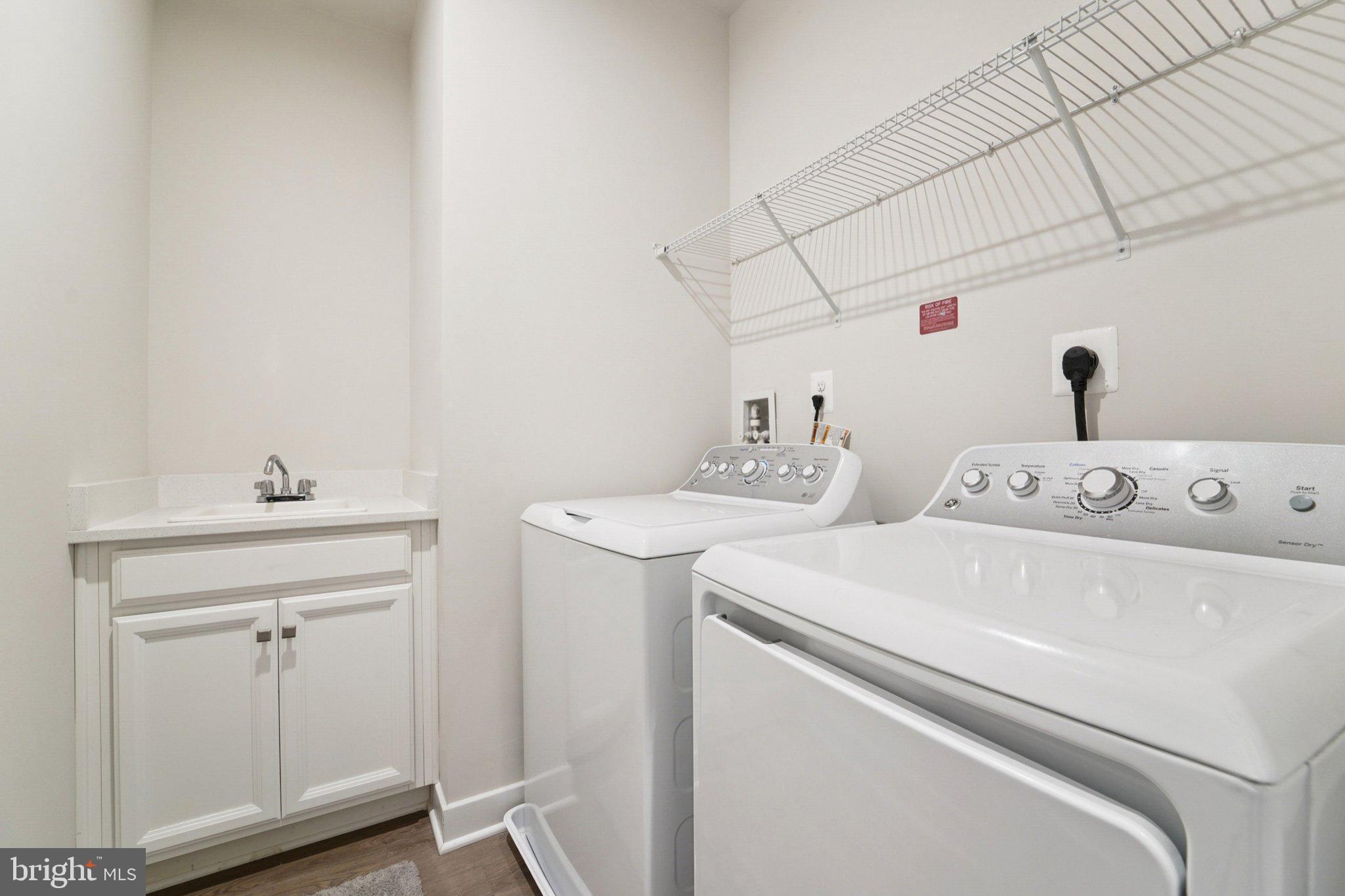 PADDOCK POINTE - Residential