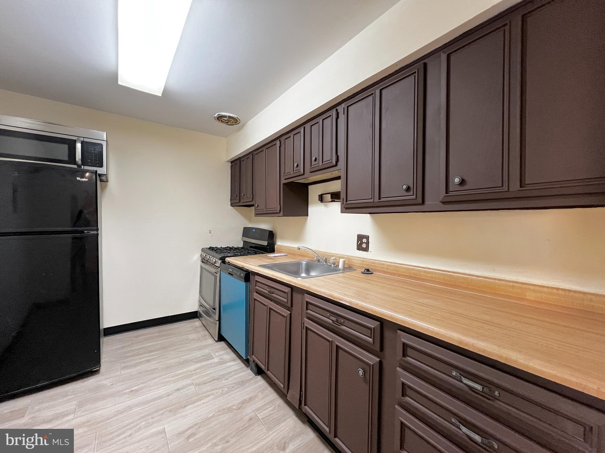 BLADENWOODS - Residential