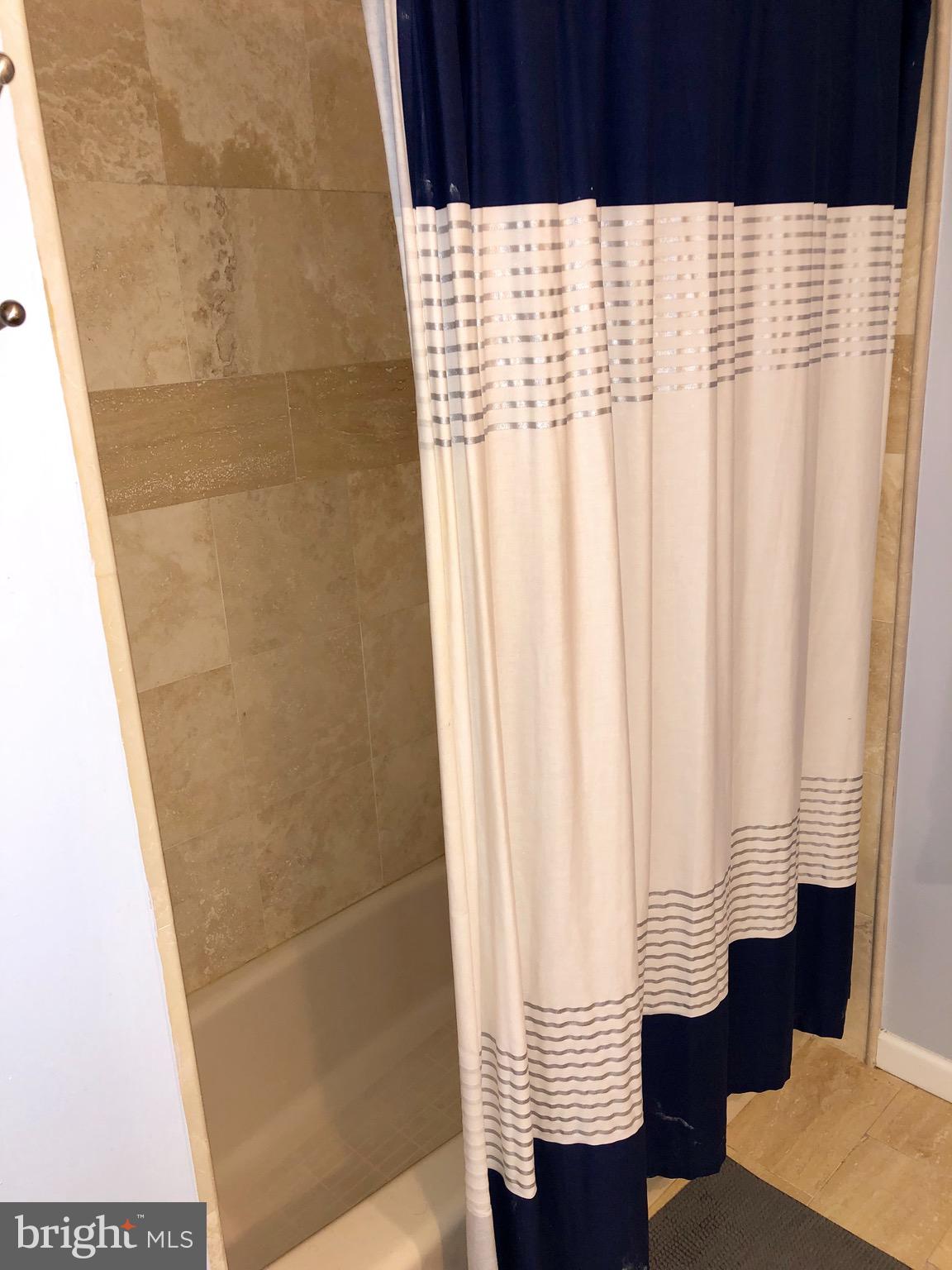 FELLS POINT HISTORIC DISTRICT - Residential Lease