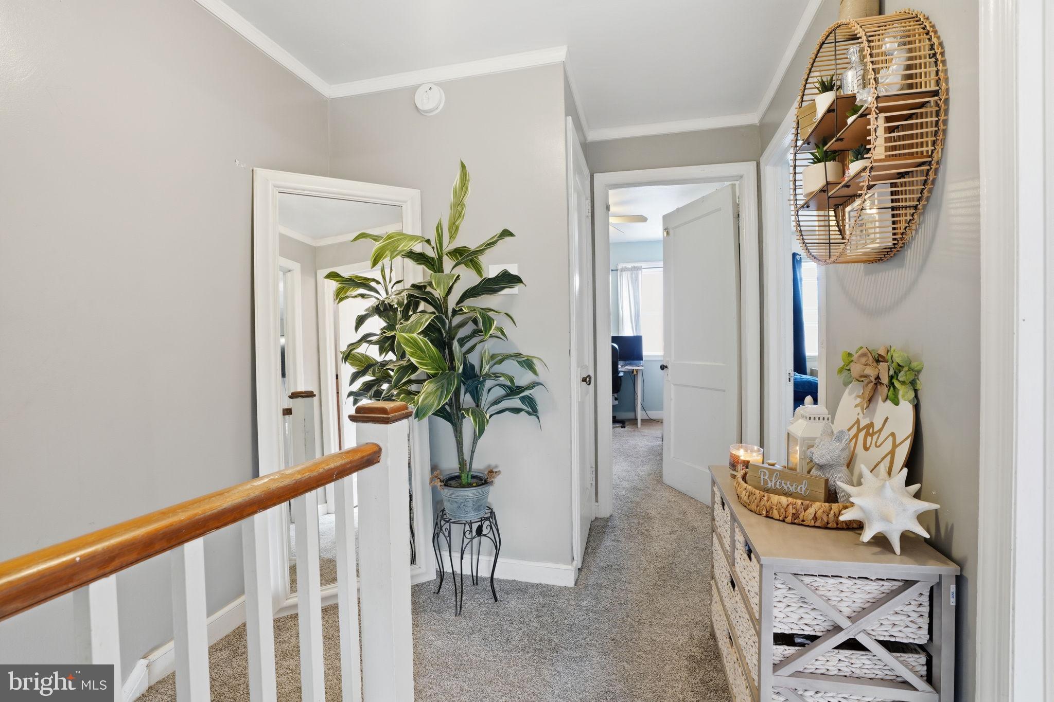 OXFORD CIRCLE - Residential