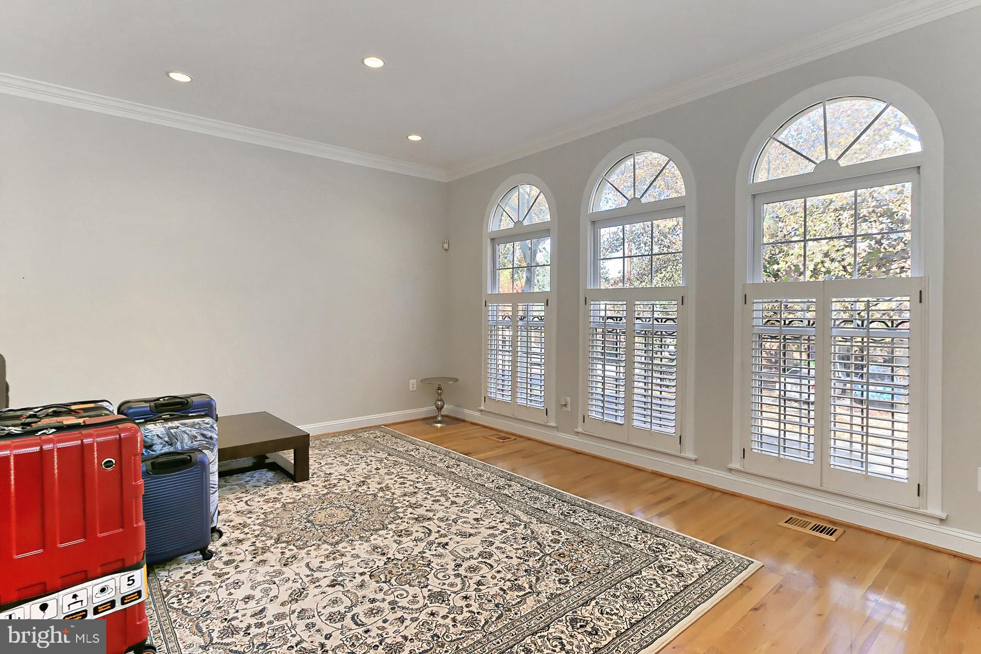 HIGHGATE - Residential