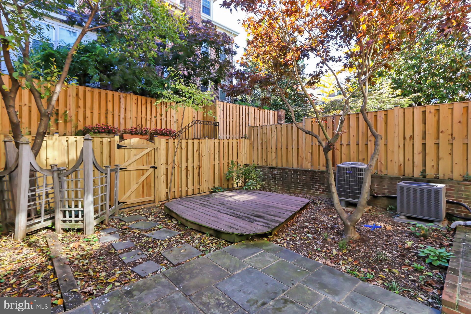 HIGHGATE - Residential