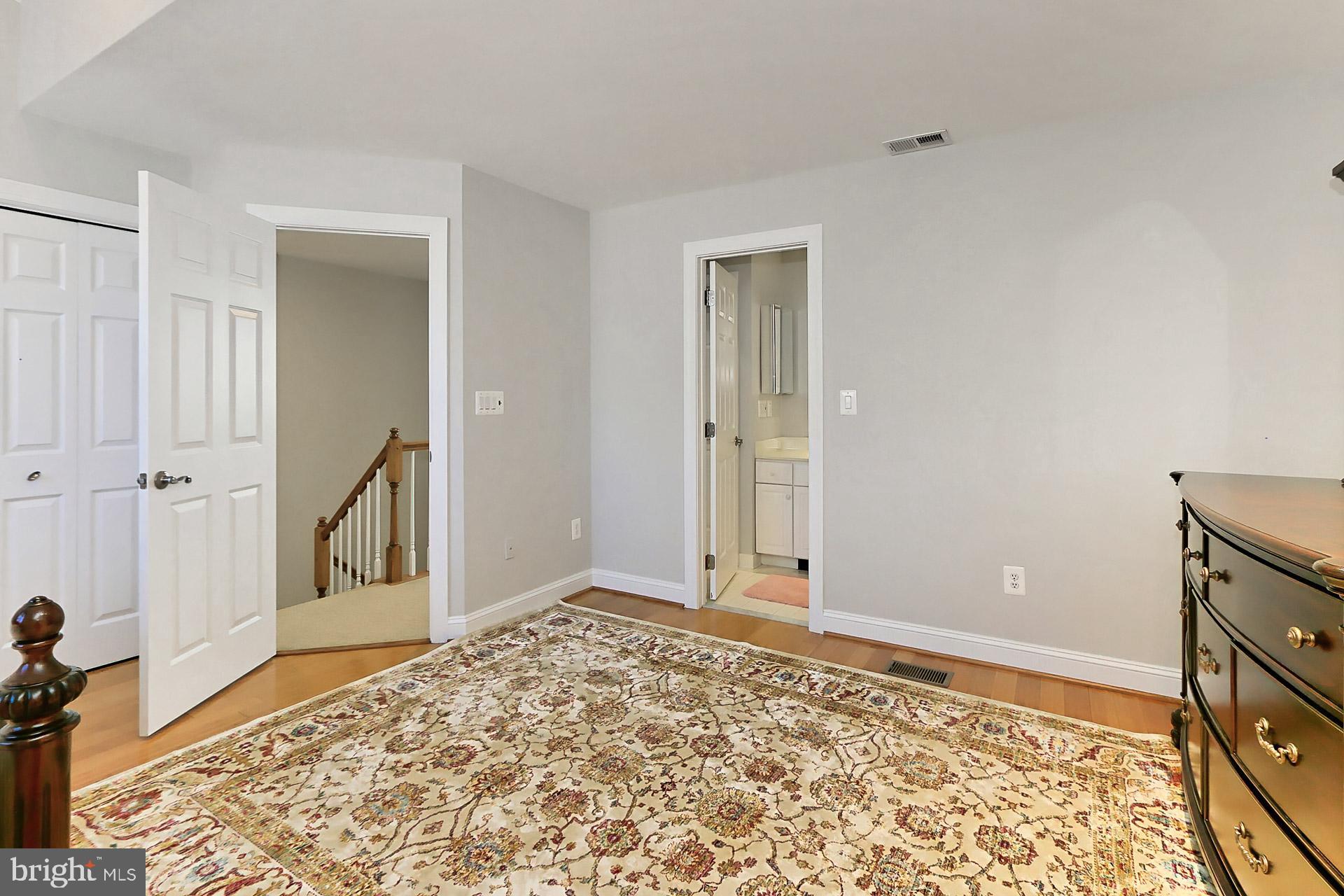 HIGHGATE - Residential