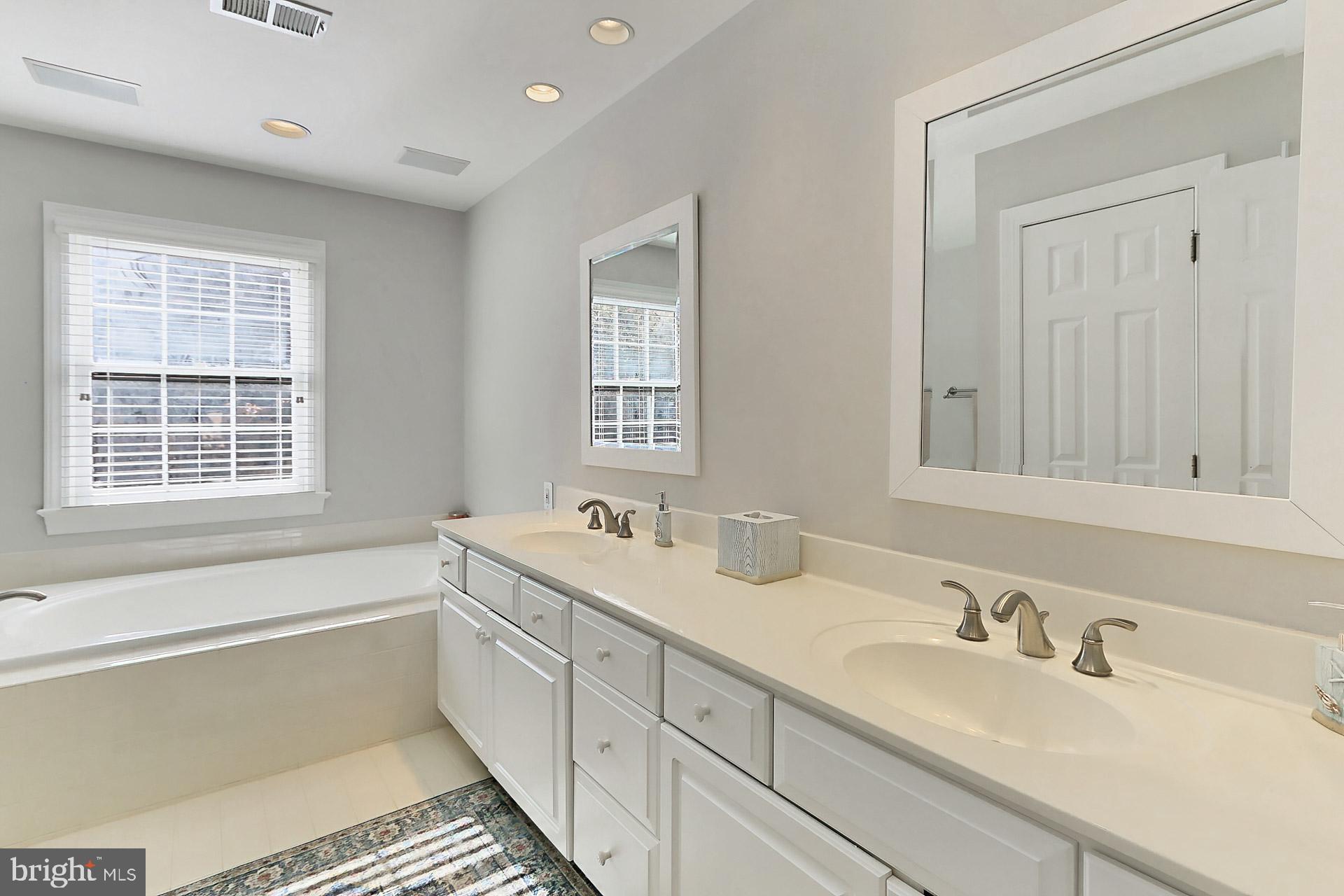 HIGHGATE - Residential