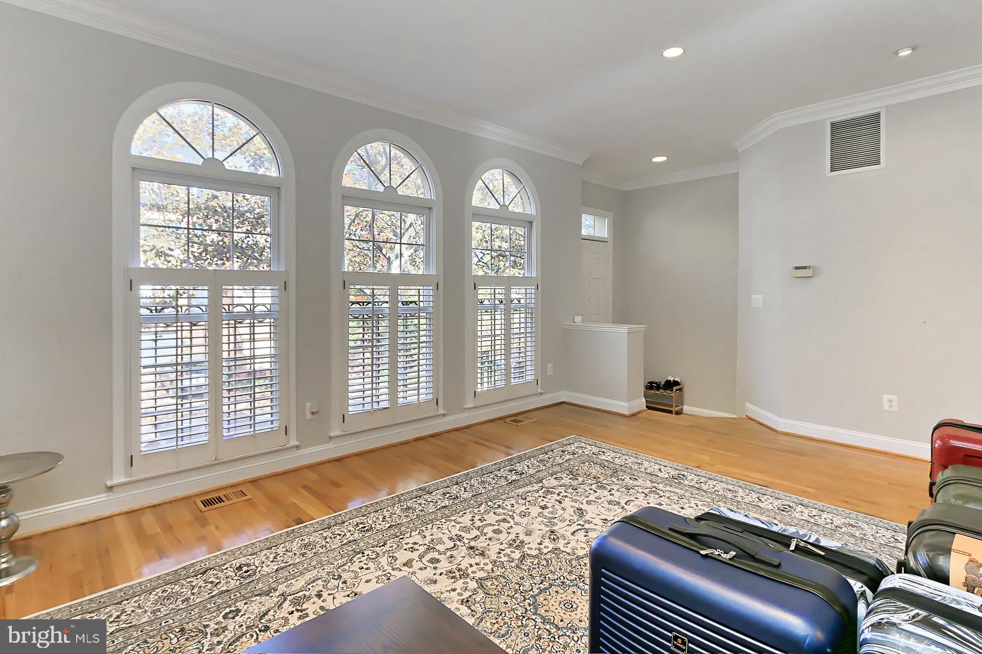 HIGHGATE - Residential