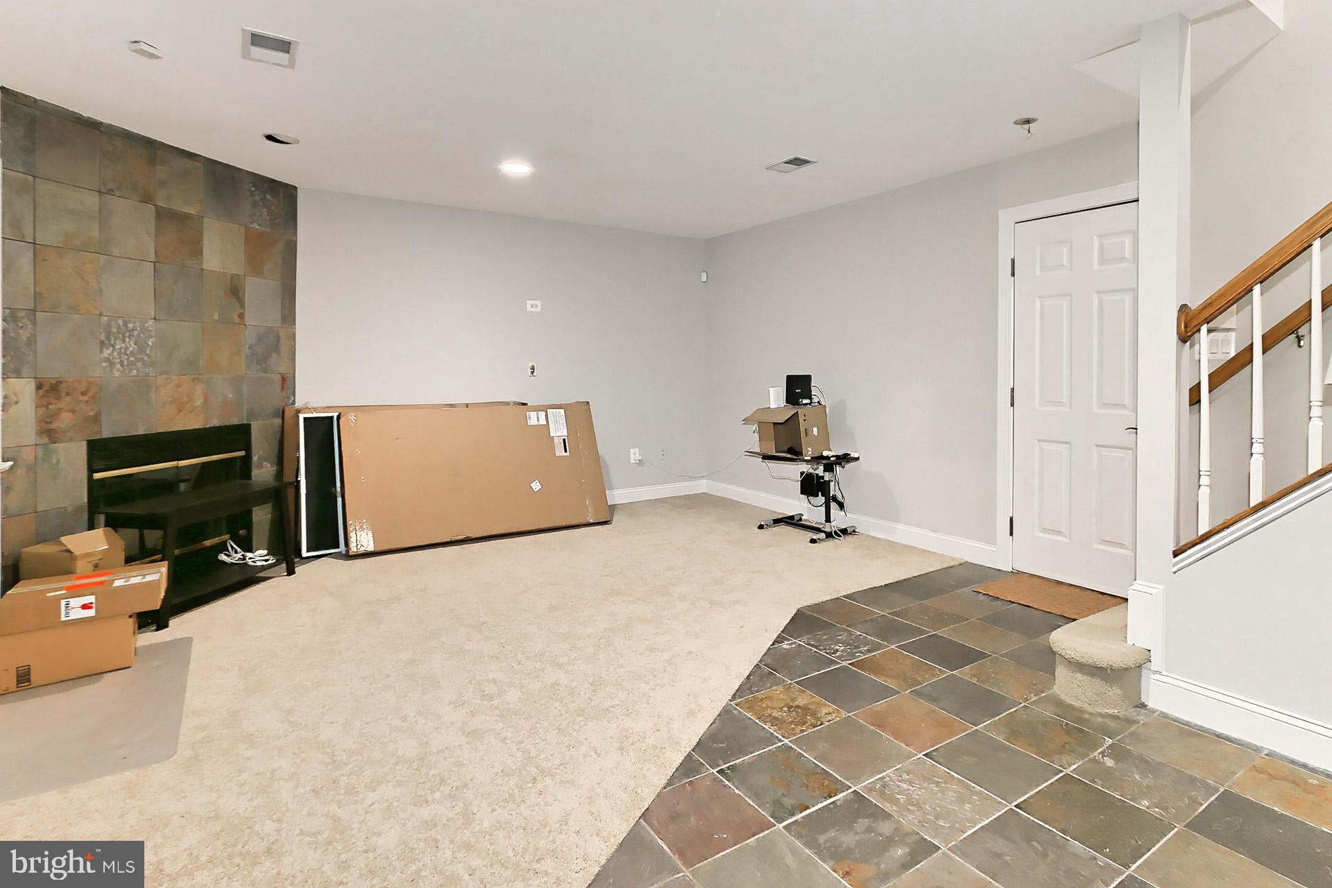 HIGHGATE - Residential