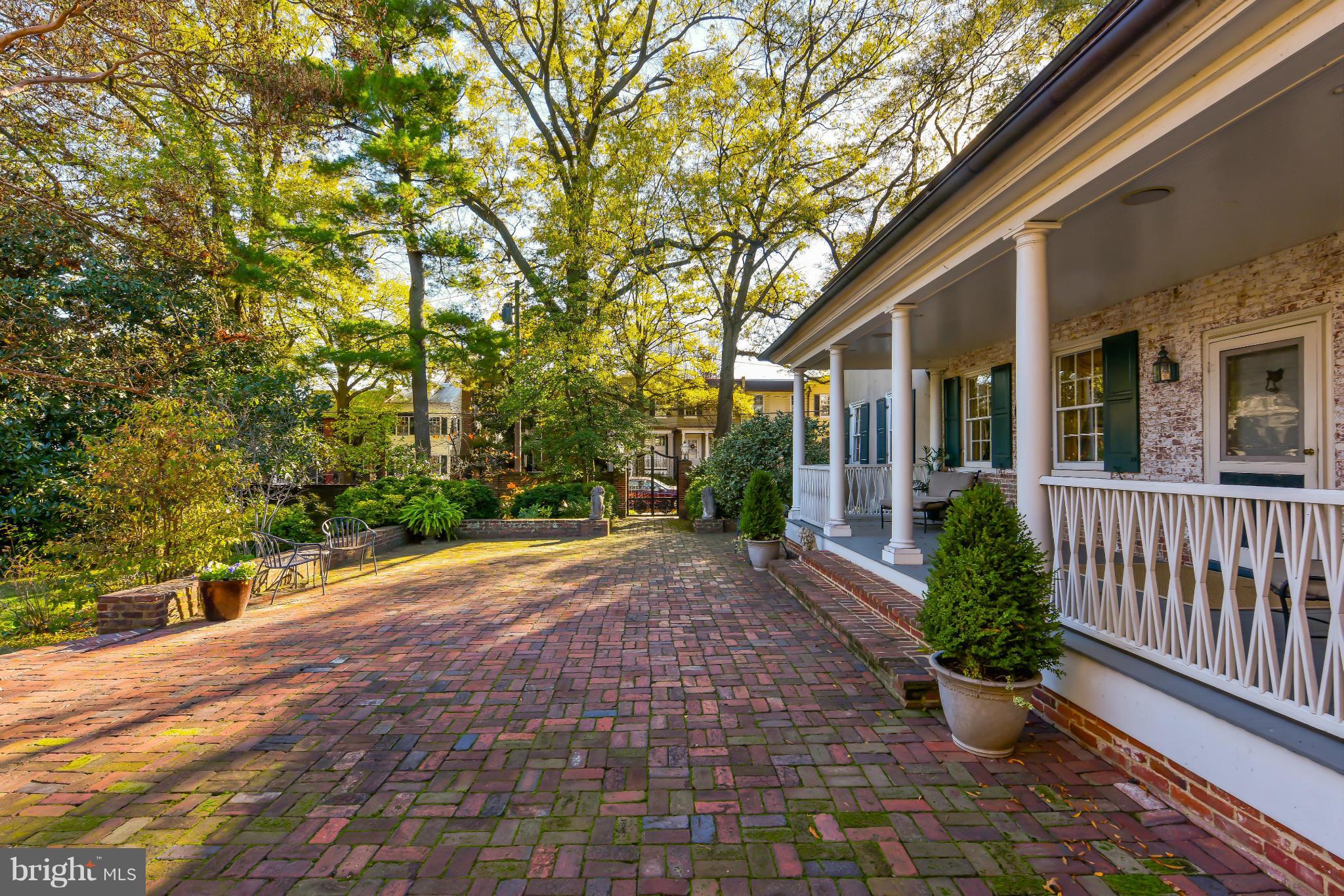 OLD TOWN - Residential