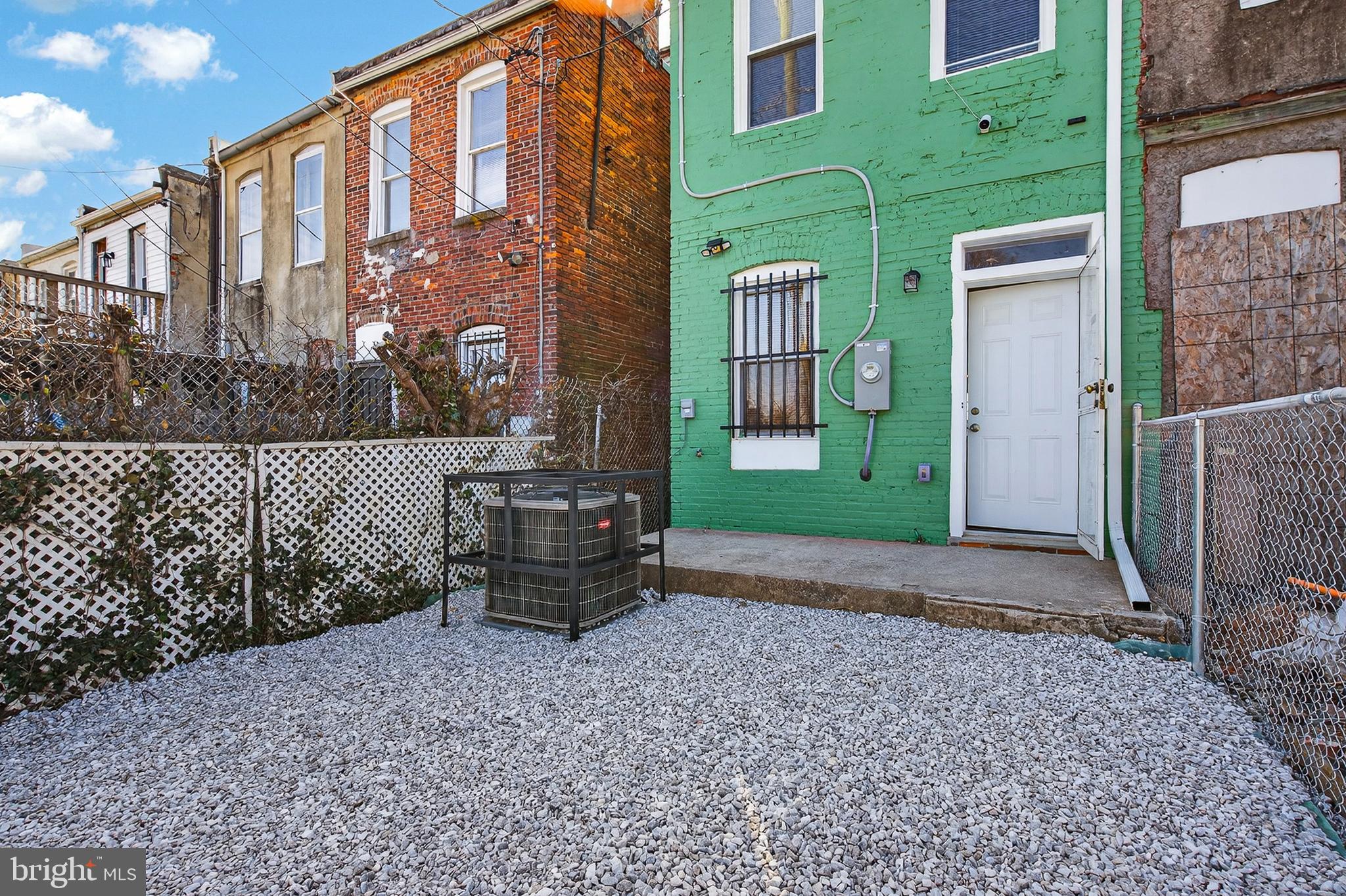 BALTIMORE EAST - SOUTH CLIFTON PARK HIST. DISTRICT - Residential