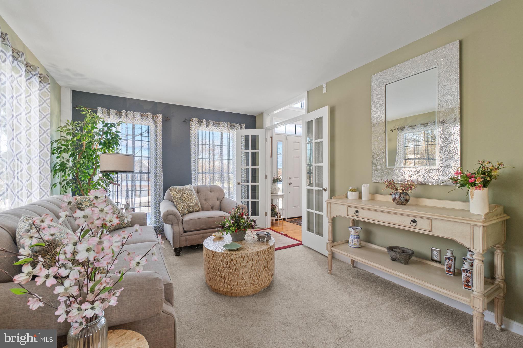 SHARONS RIDGE - Residential