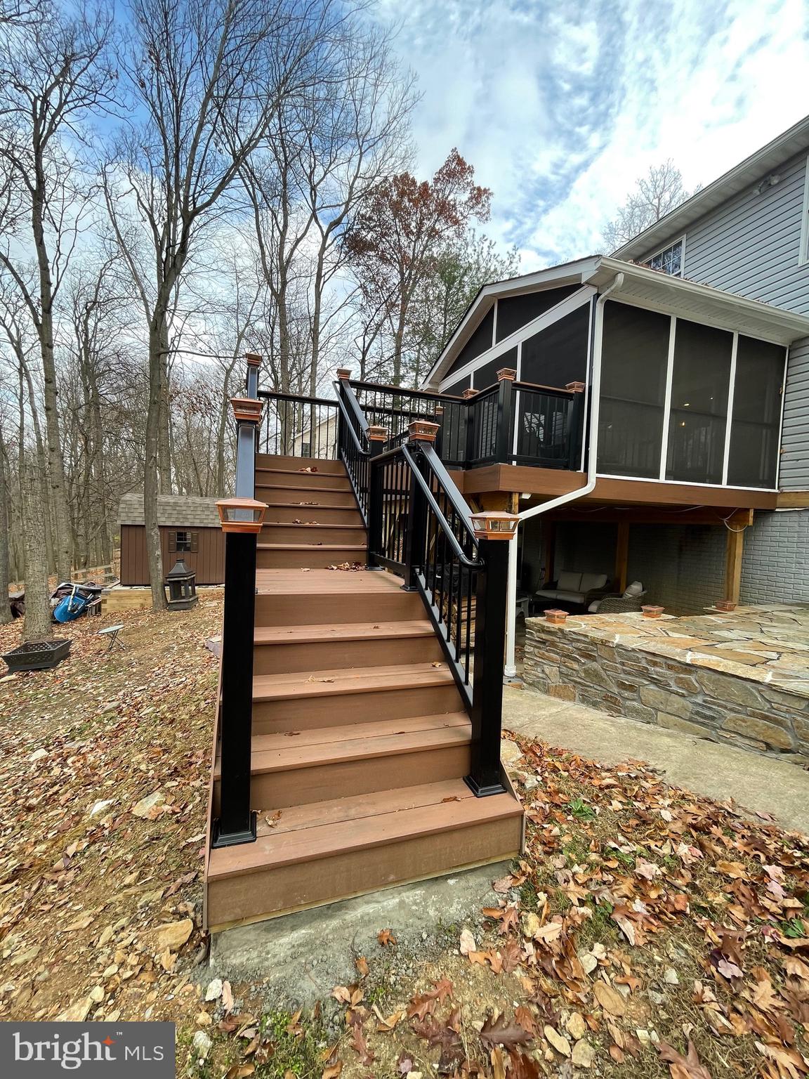 SHARONS RIDGE - Residential