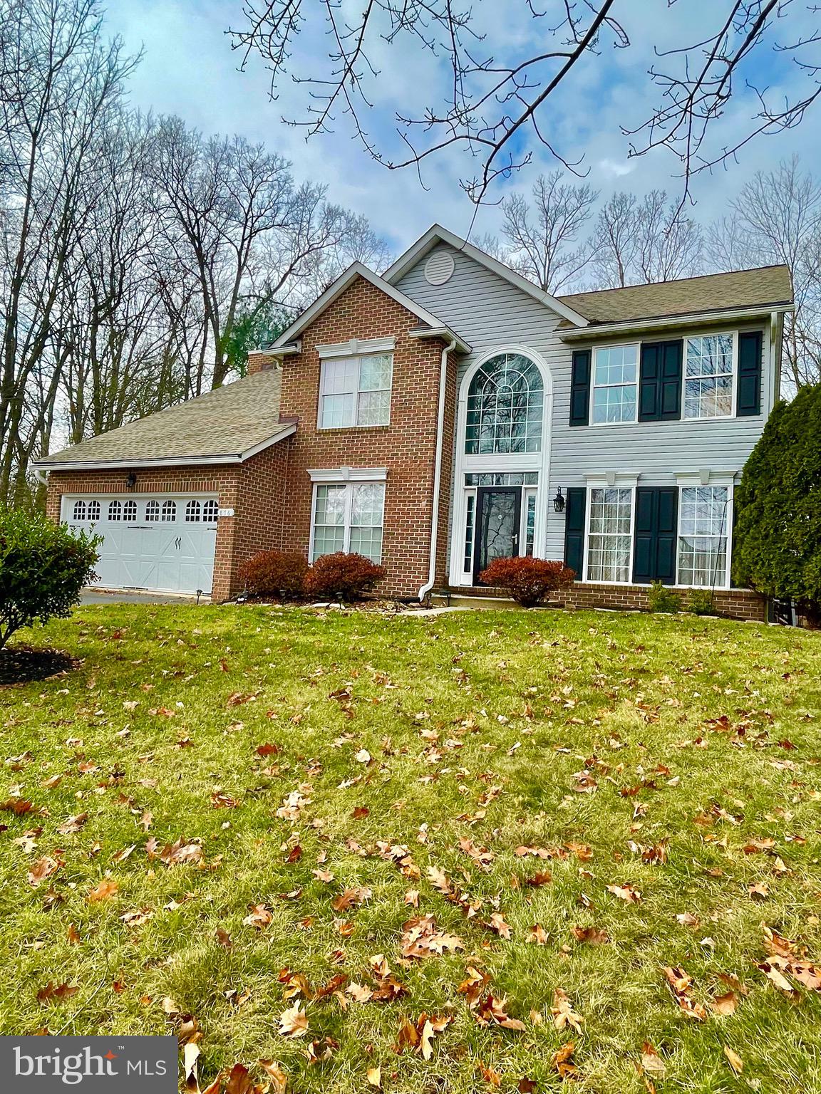 SHARONS RIDGE - Residential