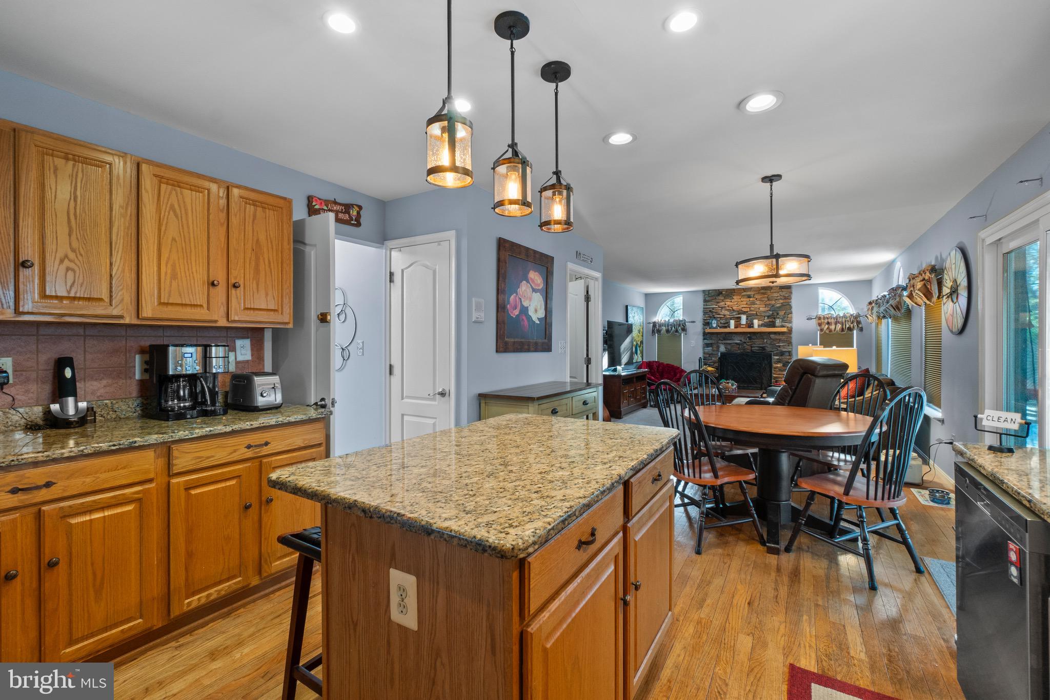 SHARONS RIDGE - Residential