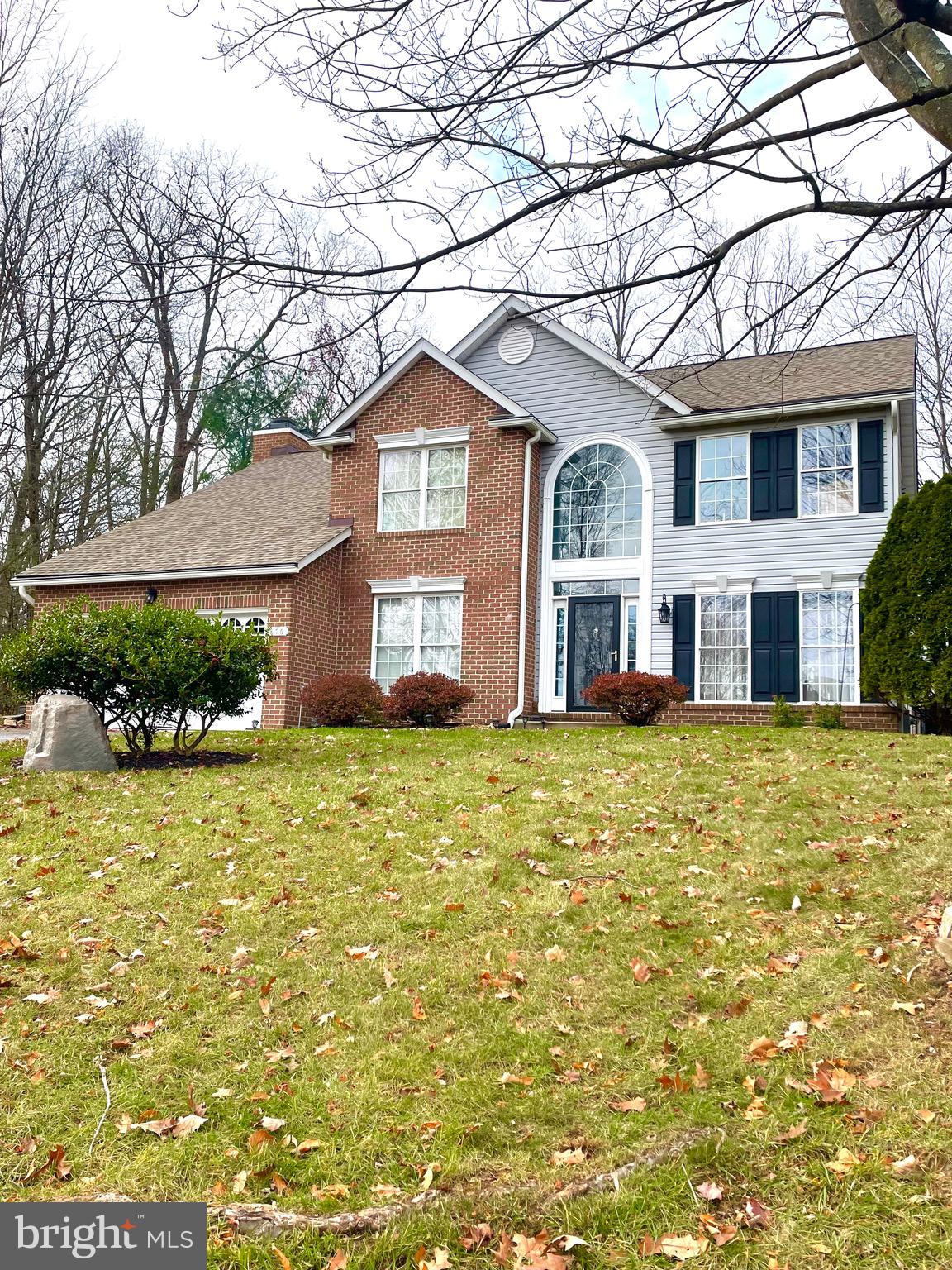 SHARONS RIDGE - Residential