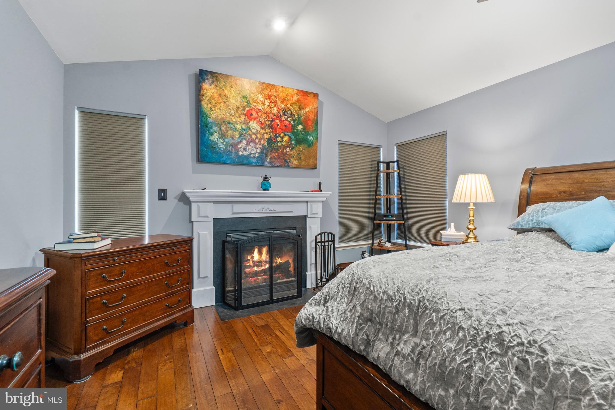 SHARONS RIDGE - Residential