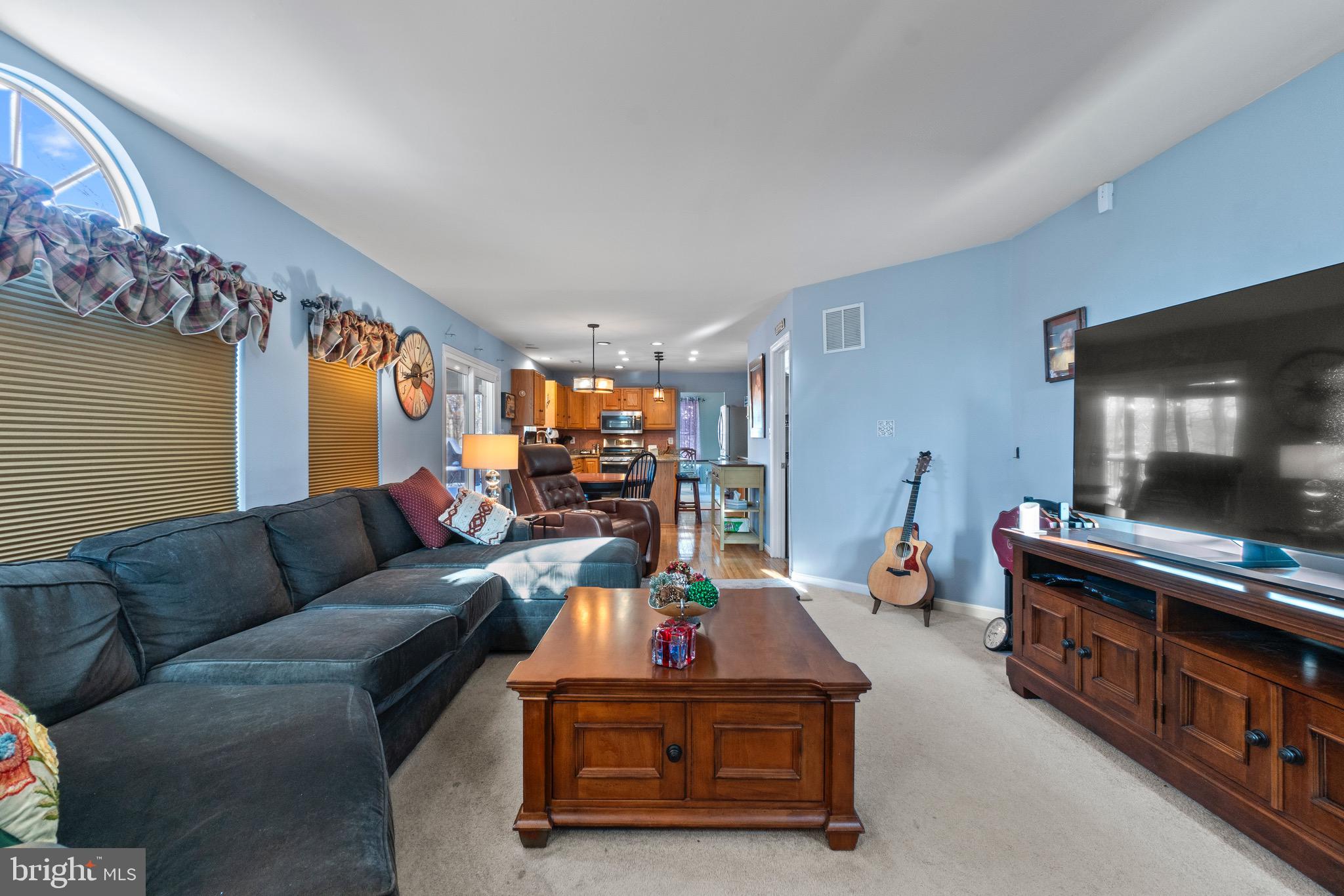 SHARONS RIDGE - Residential