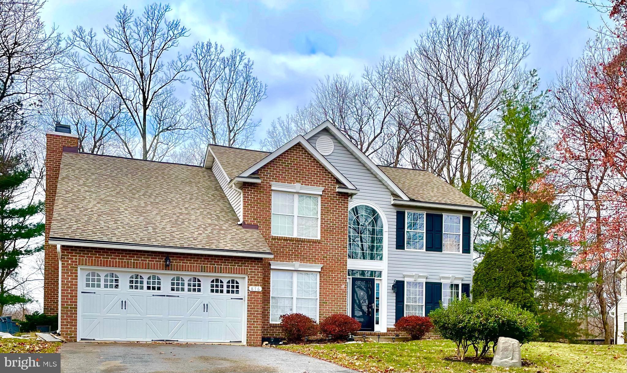 SHARONS RIDGE - Residential