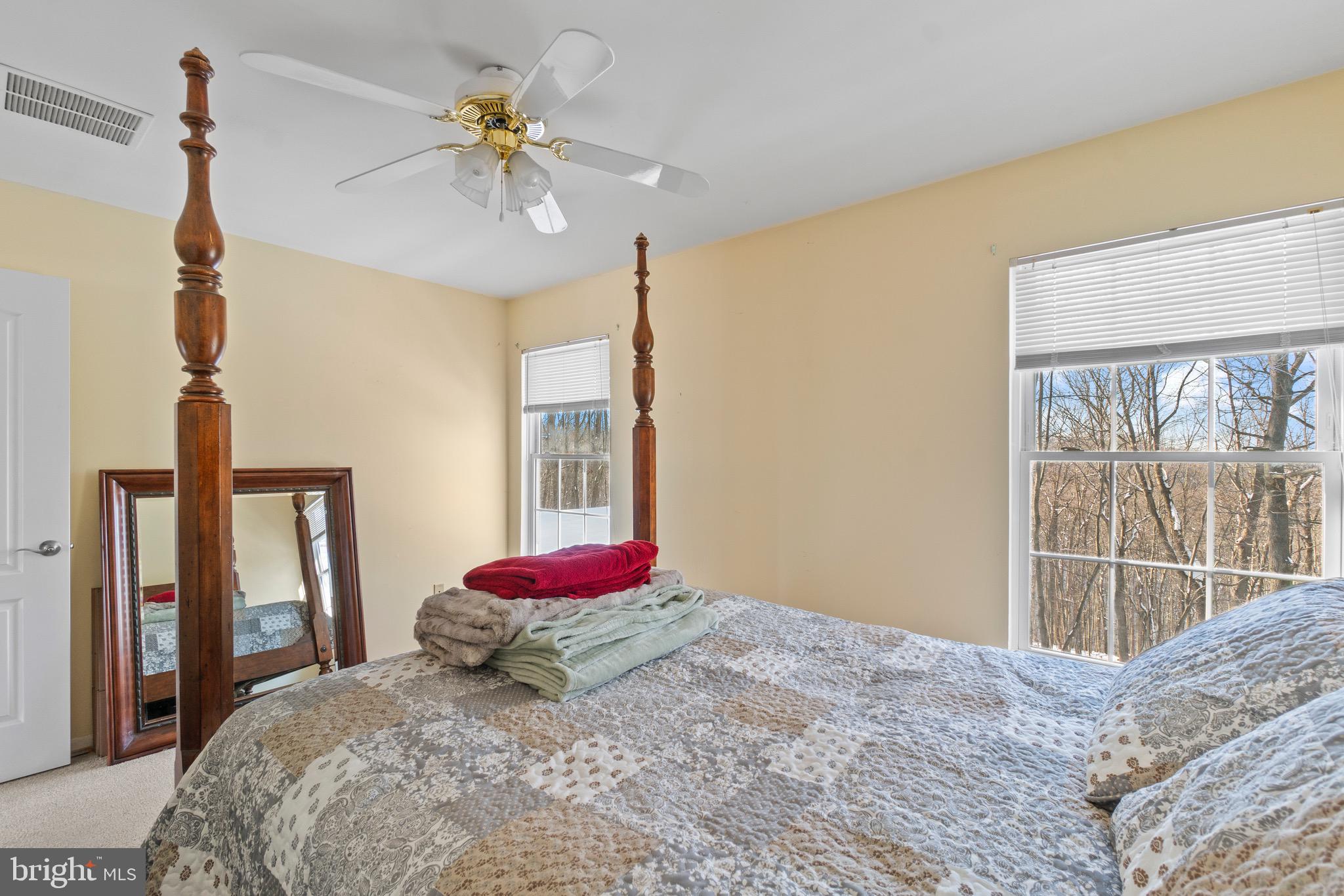 SHARONS RIDGE - Residential