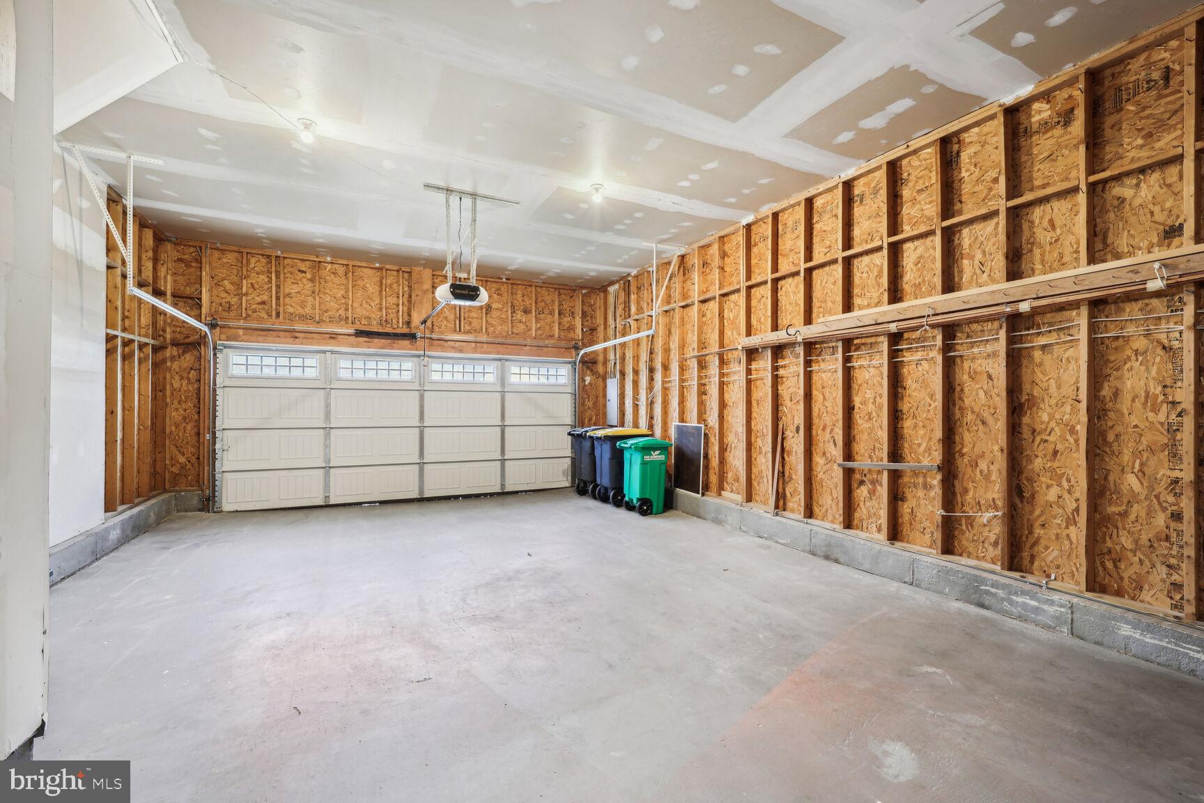 CROTONA PARK - Residential