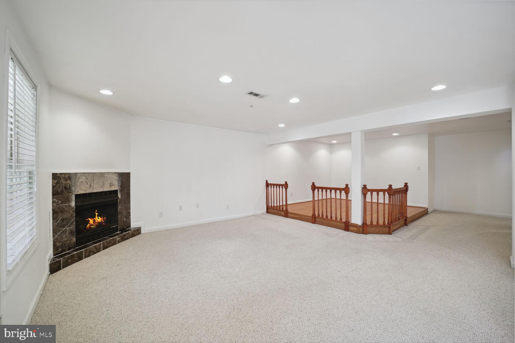 CROTONA PARK - Residential