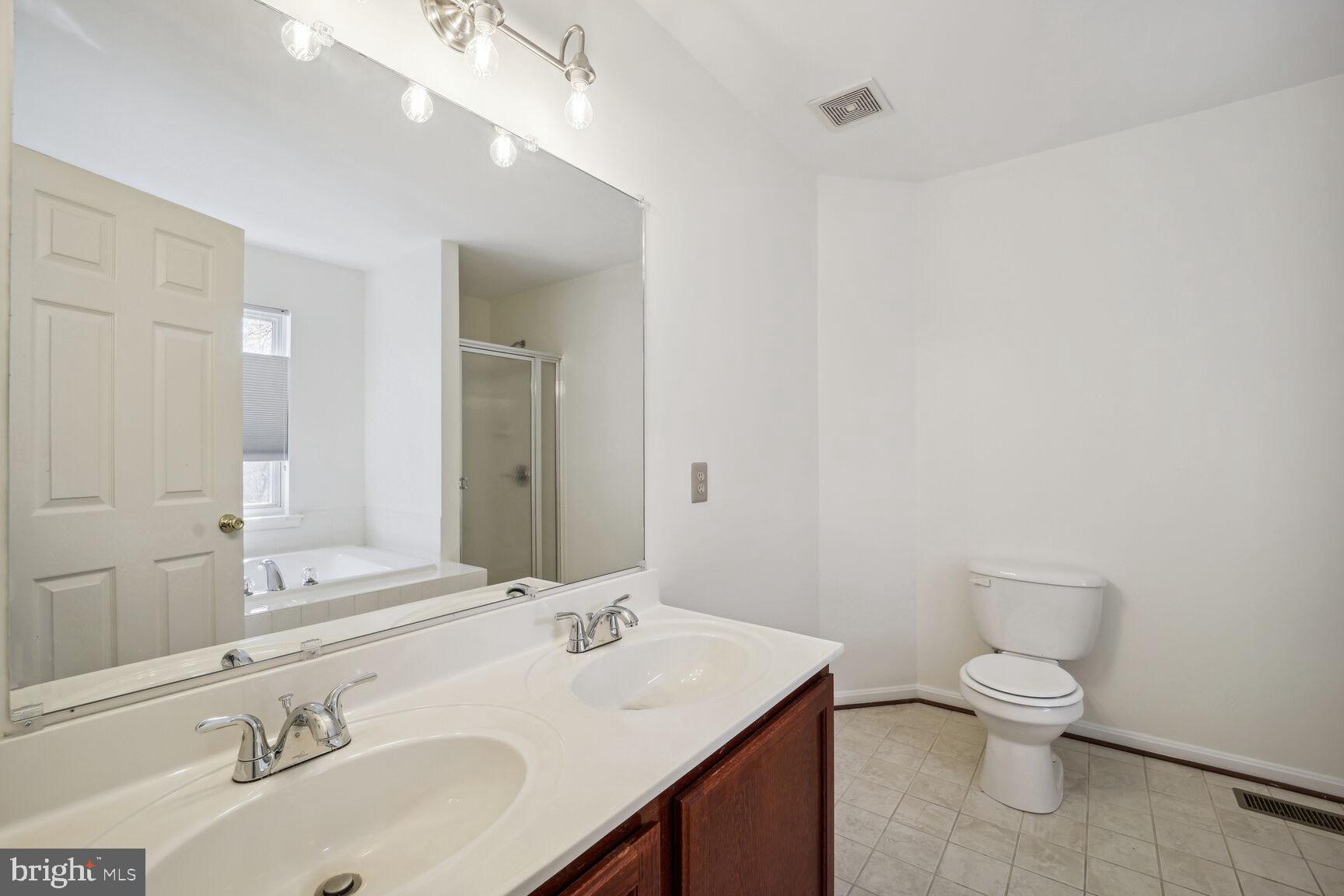 CROTONA PARK - Residential