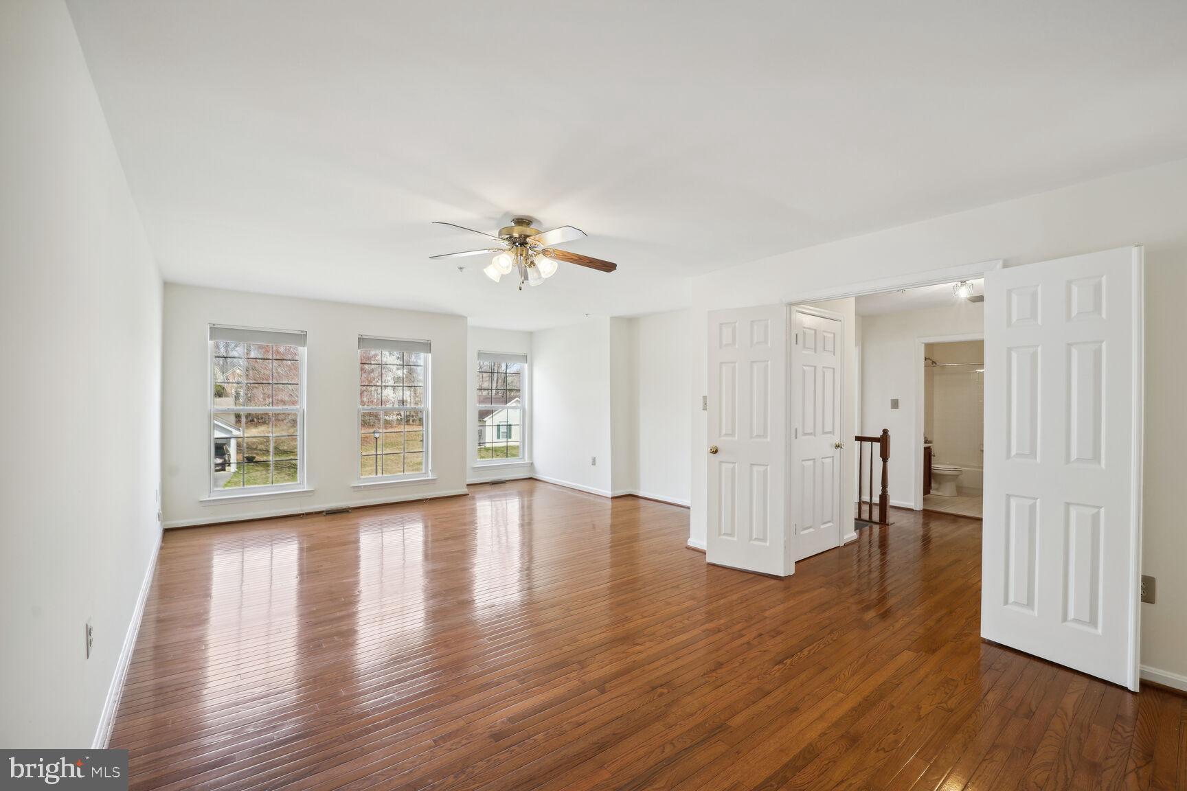 CROTONA PARK - Residential