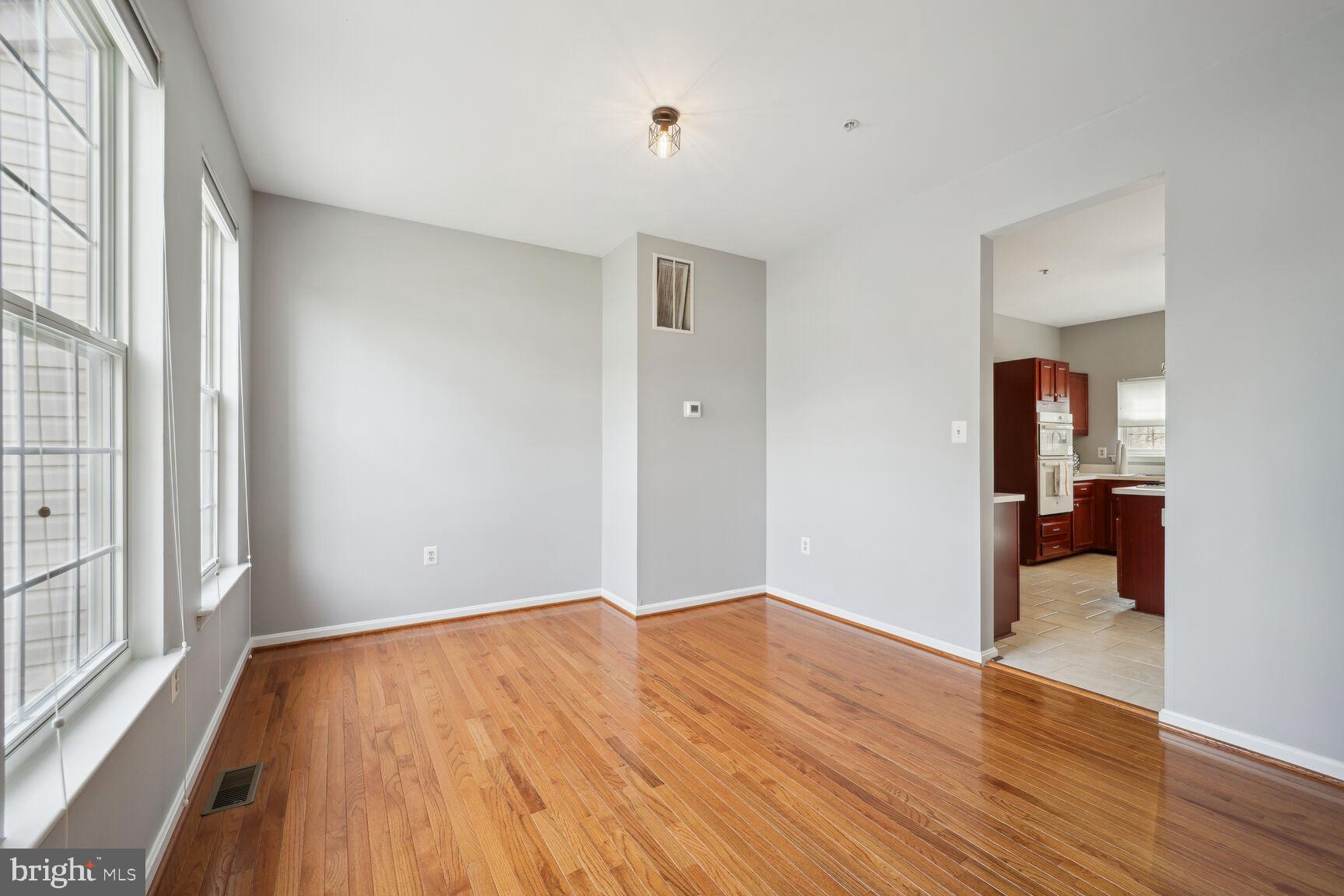 CROTONA PARK - Residential