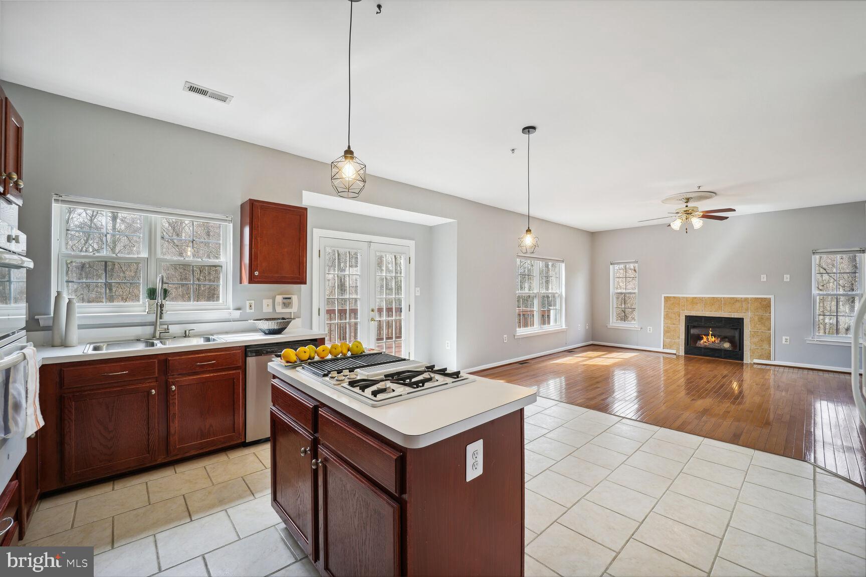 CROTONA PARK - Residential