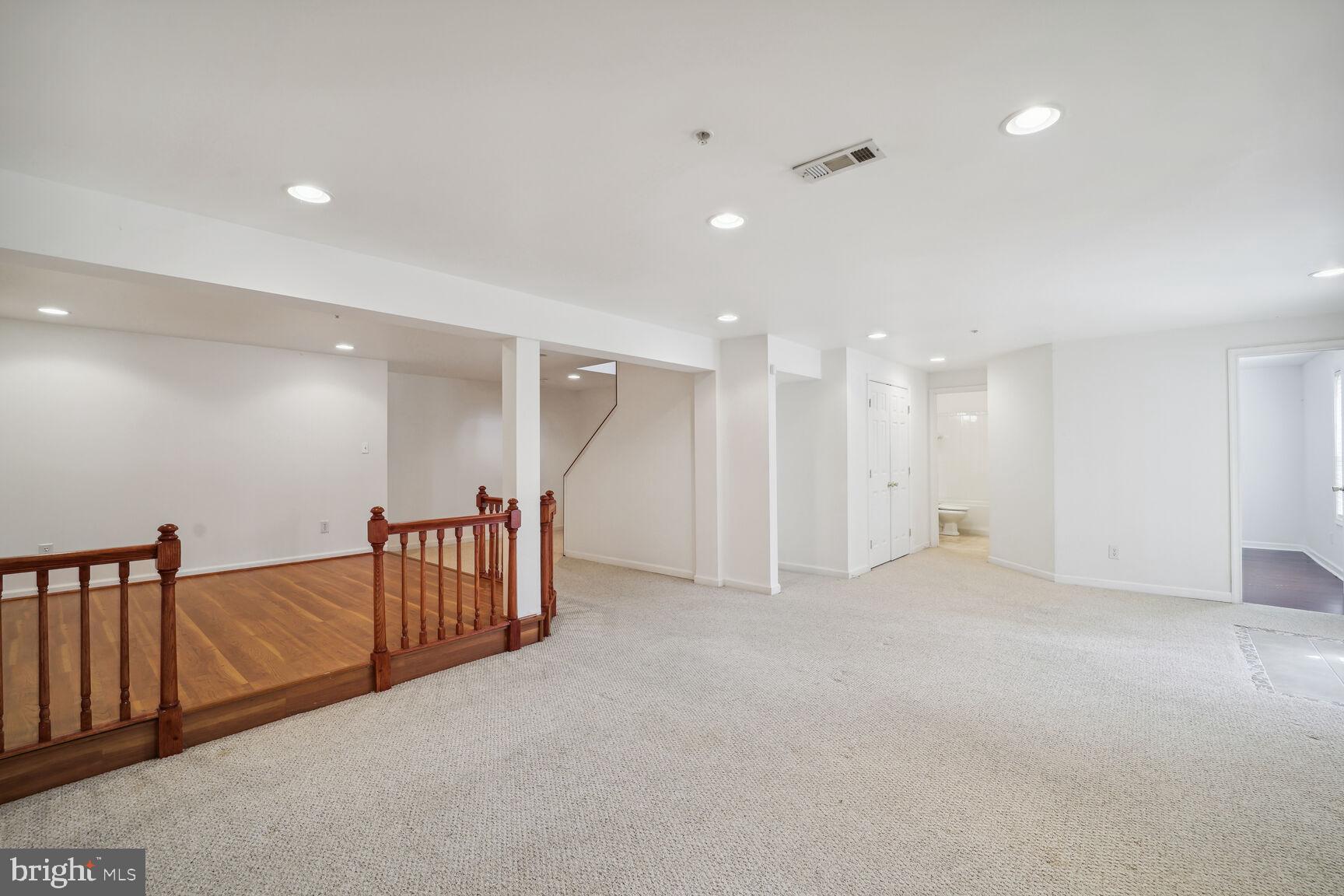 CROTONA PARK - Residential