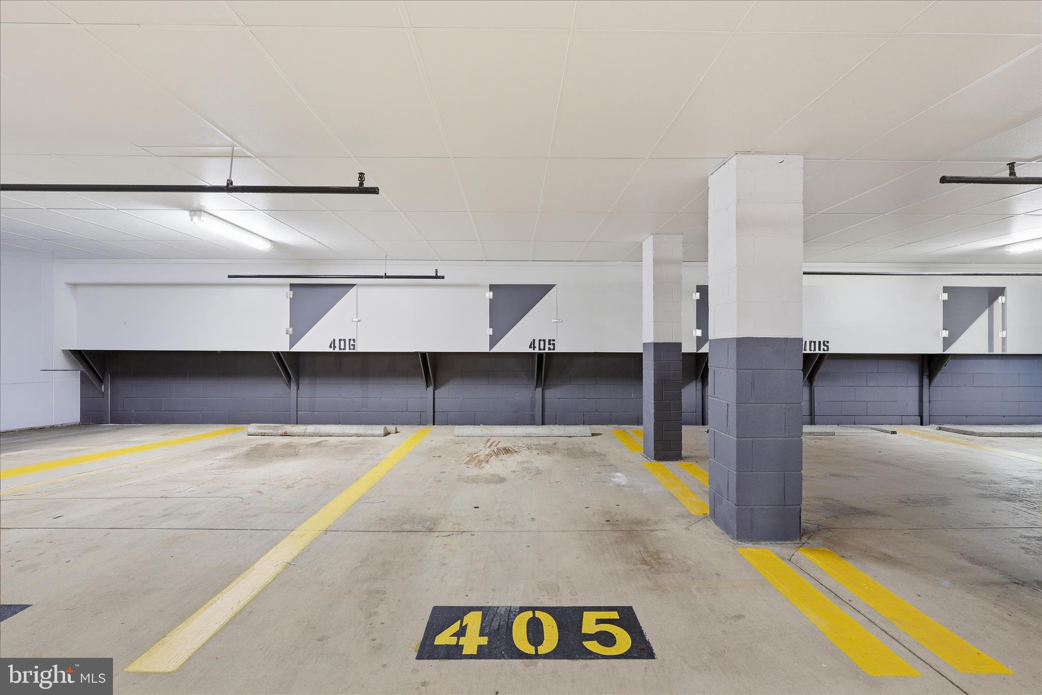 SUMMERWALK - Residential