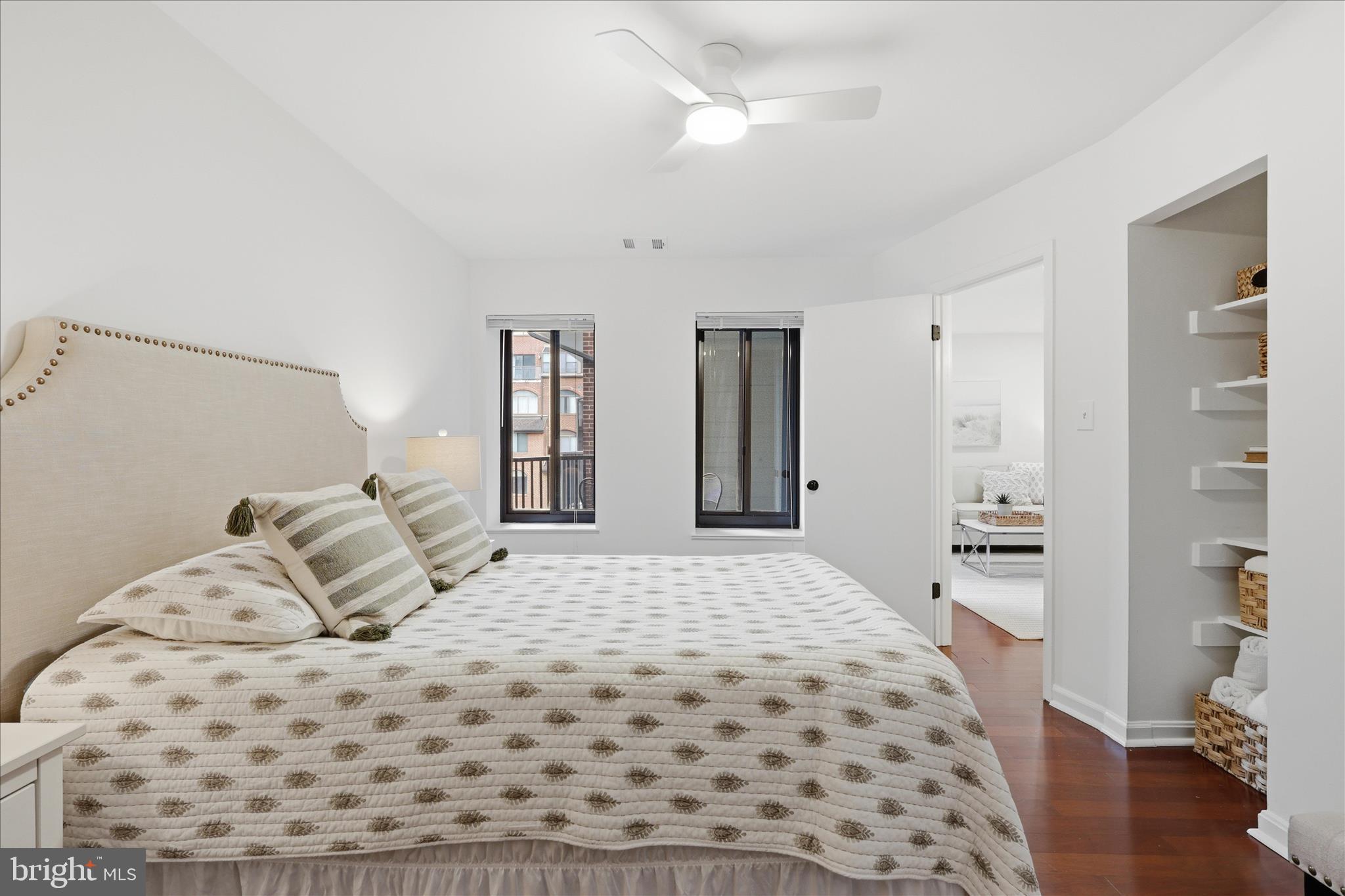 SUMMERWALK - Residential