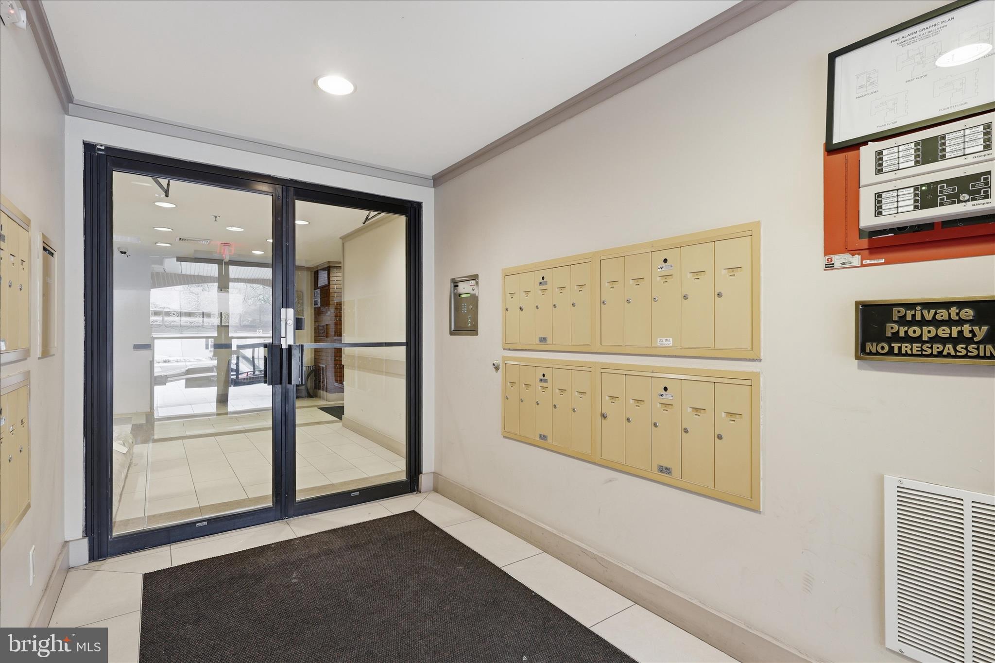 SUMMERWALK - Residential