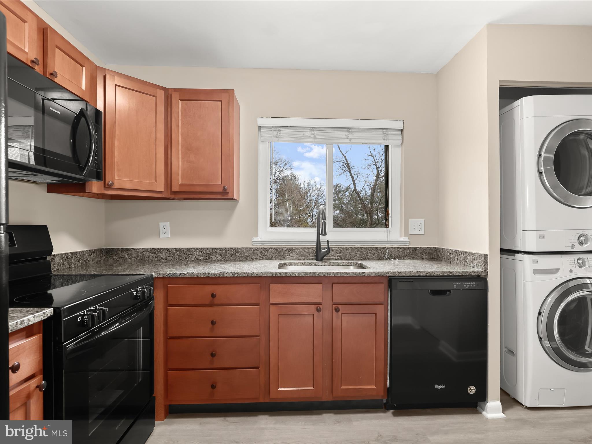 BROOKMILL - Residential